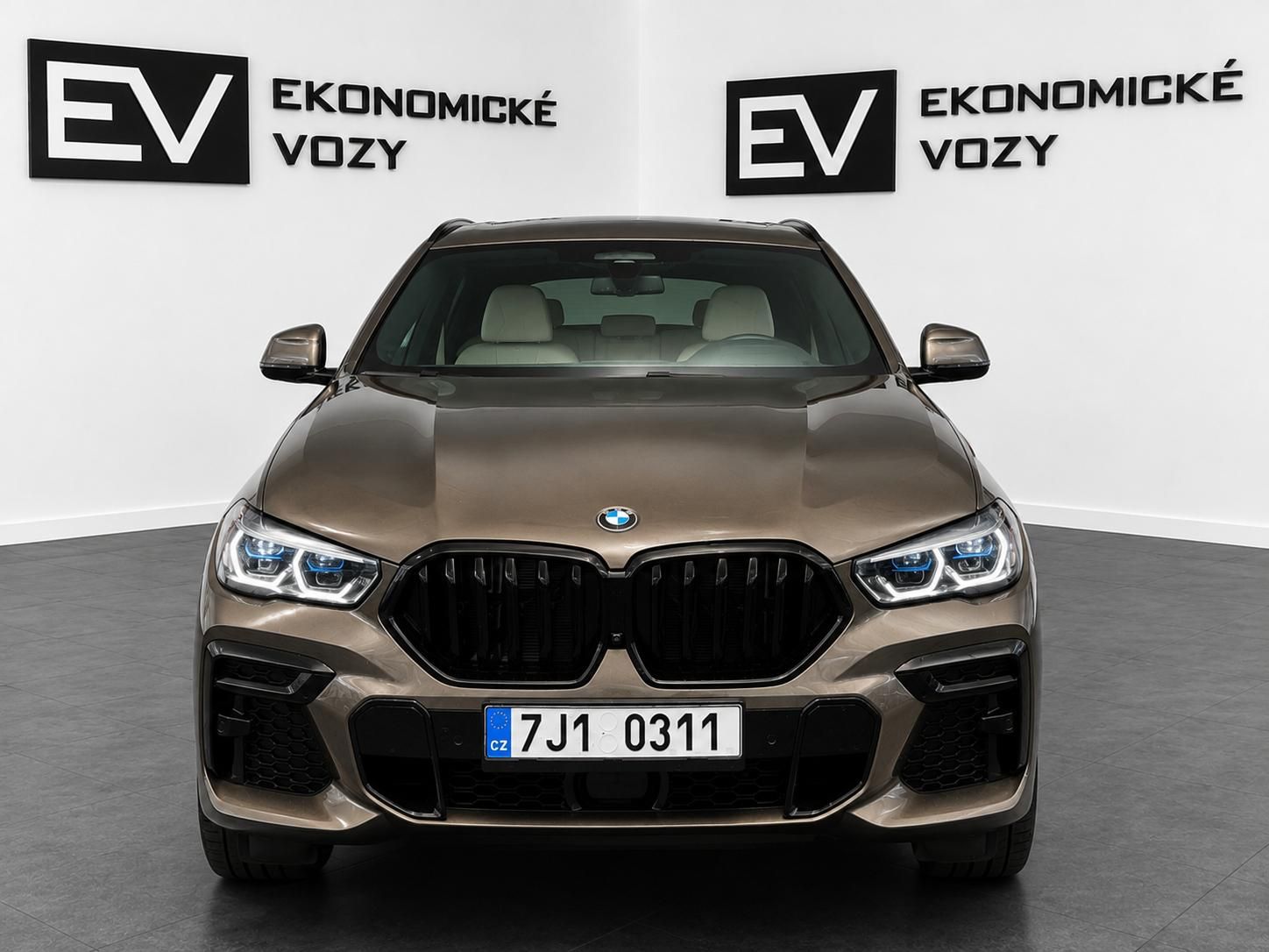 BMW X6, 40D, M-SPORT,ČR,PŘIPRAVUJEME - fotka 3