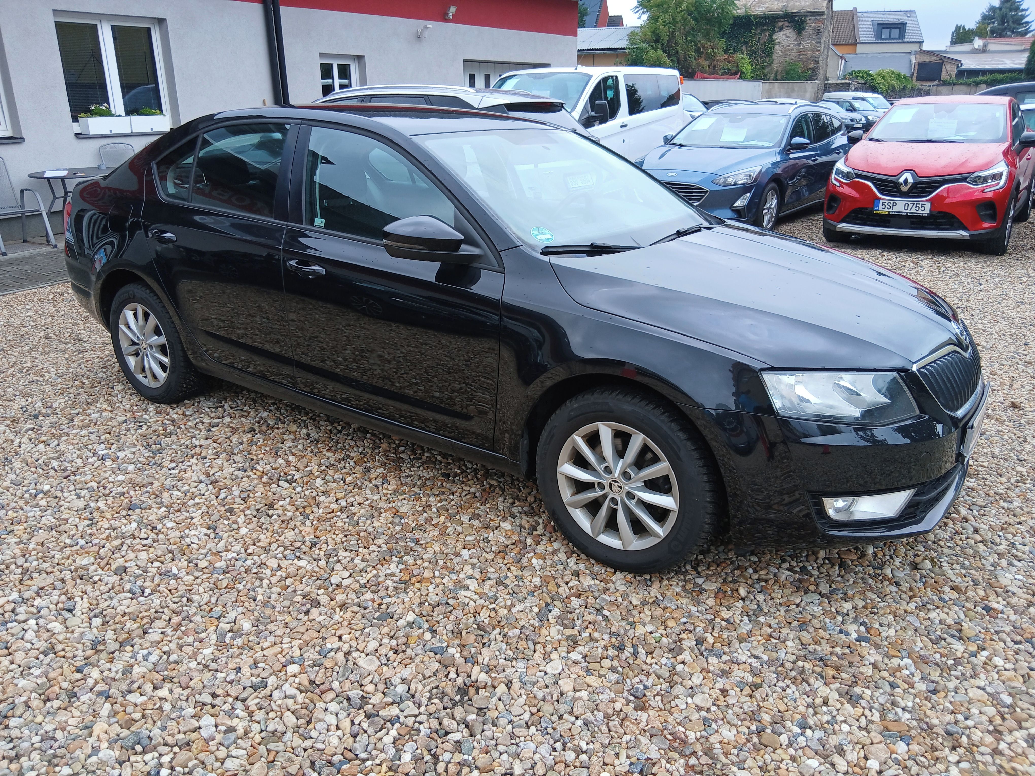 Škoda Octavia, 2.0TDi 110KW DPH, ČR, S.Kniha - fotka 3
