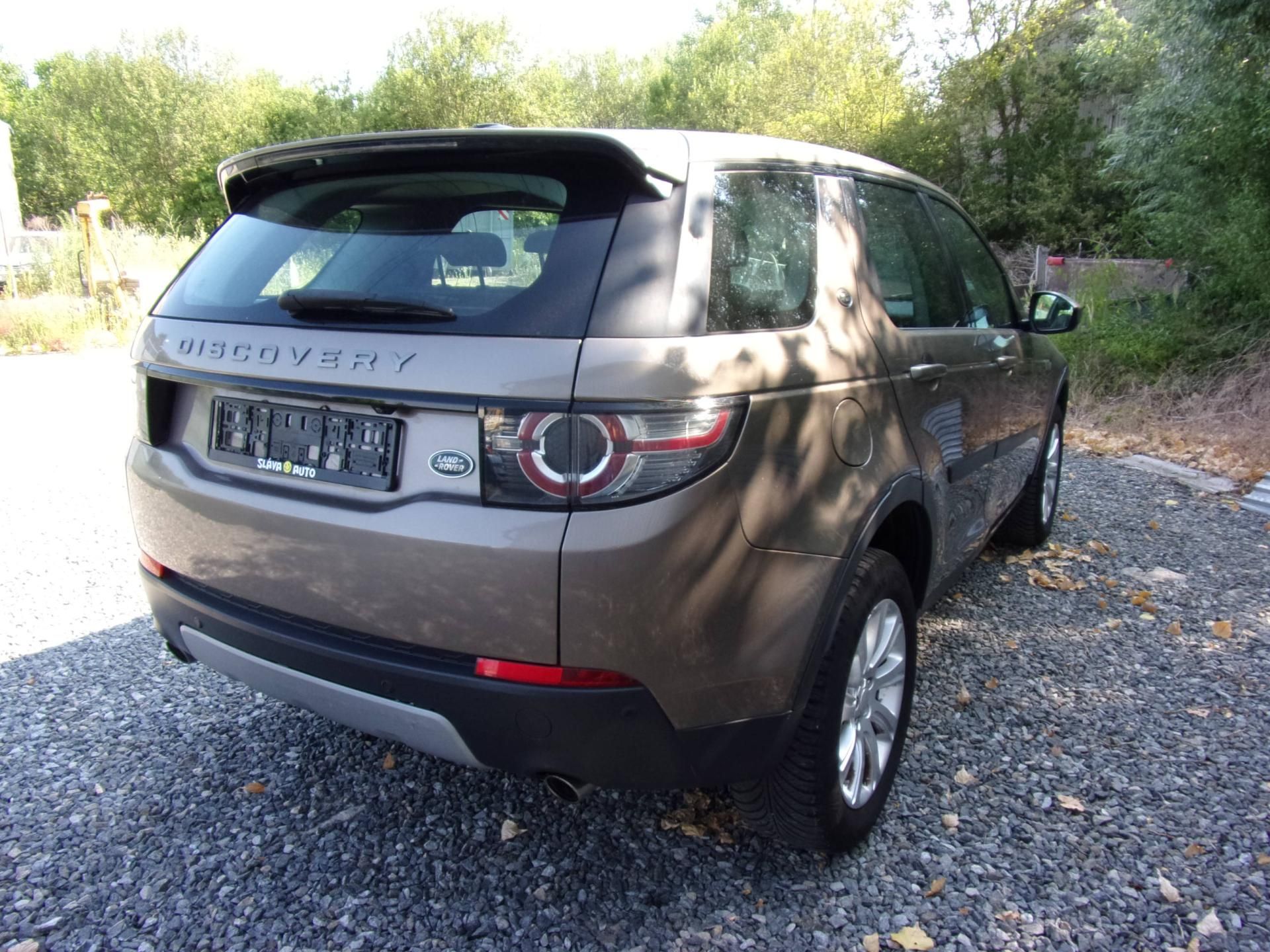 Land Rover Discovery Sport, 2.2D 4X4 110kW AUTOMAT KŮŽE KM - fotka 5