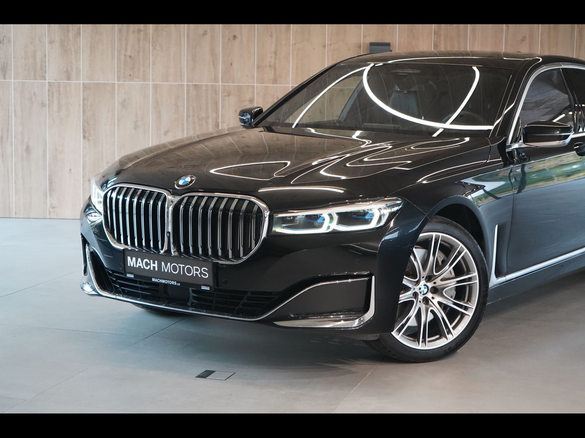 BMW Řada 7, 740d xDrive, Nezávislé,HUD,PPF - fotka 2