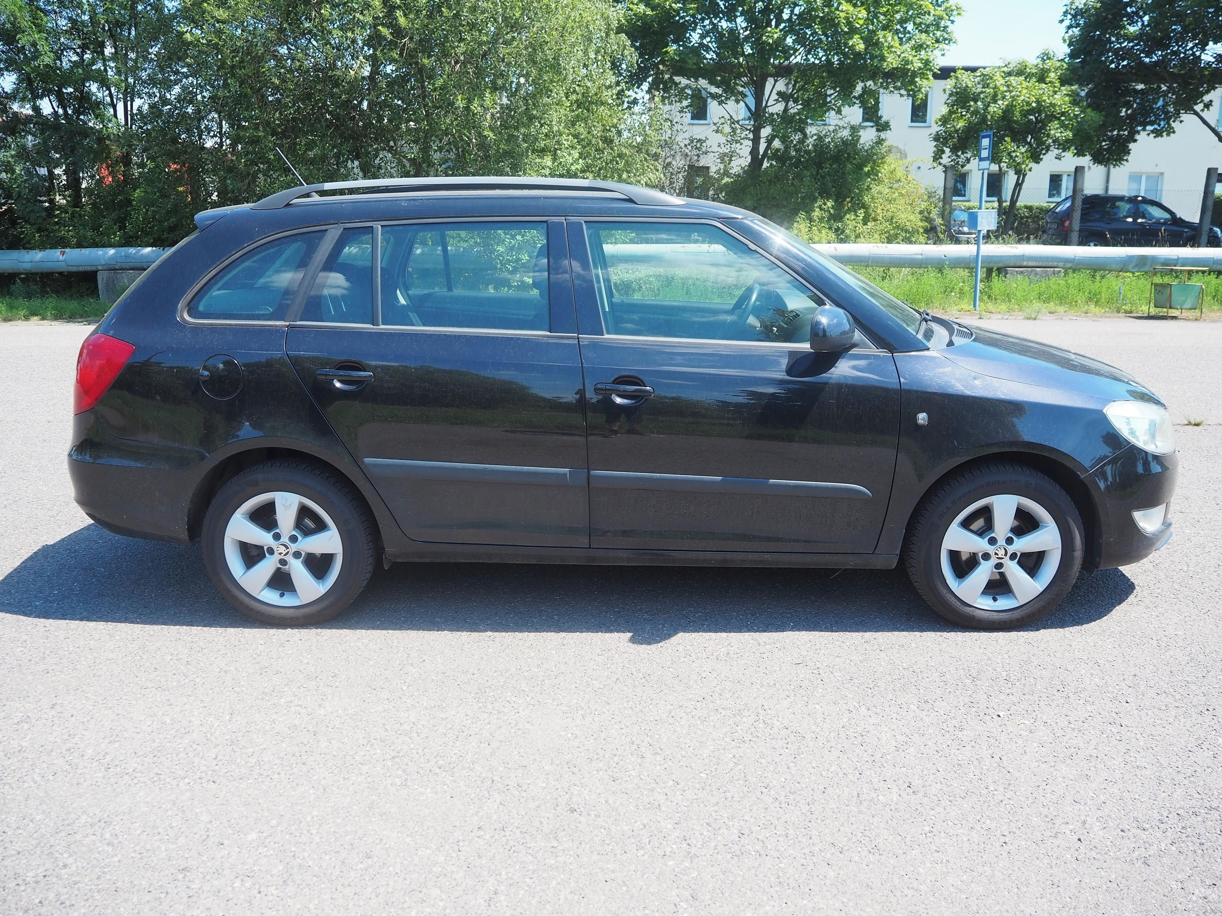 Škoda Fabia, 1.2 TSI KLIMA, 98tis KM - fotka 4