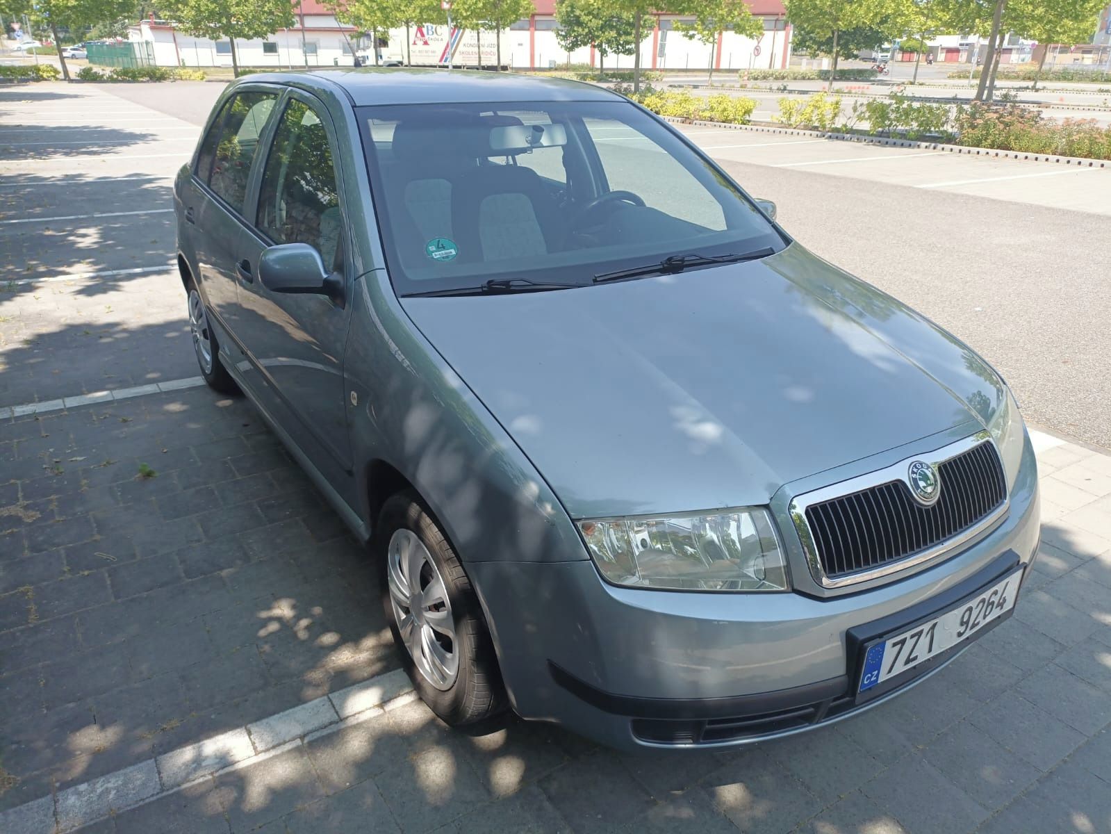 Škoda Fabia, 1.4i 55kW, nová STK, Klima - fotka 2