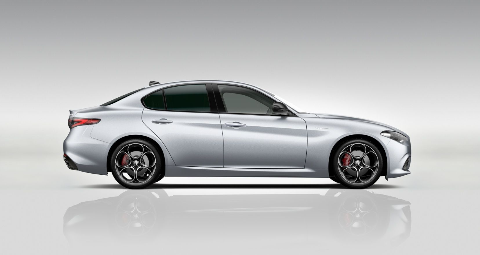 Alfa Romeo Giulia, Veloce 2.2 JTDm 210k Q4 - fotka 2