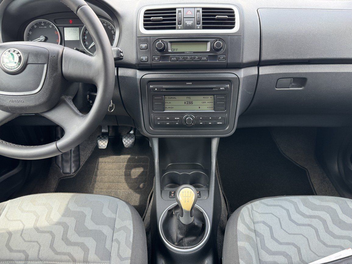Škoda Roomster, 1.4i 16V Style Digi Klima - fotka 6