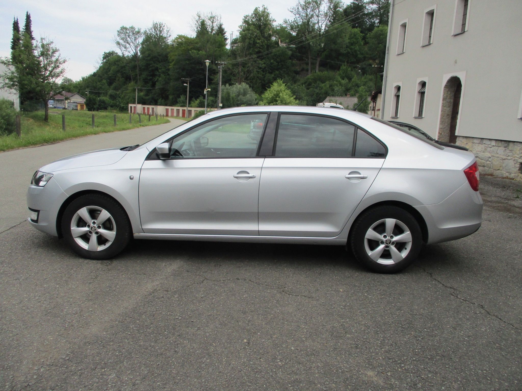 Škoda Rapid, 1.2 TSi - PĚKNÝ STAV - fotka 2