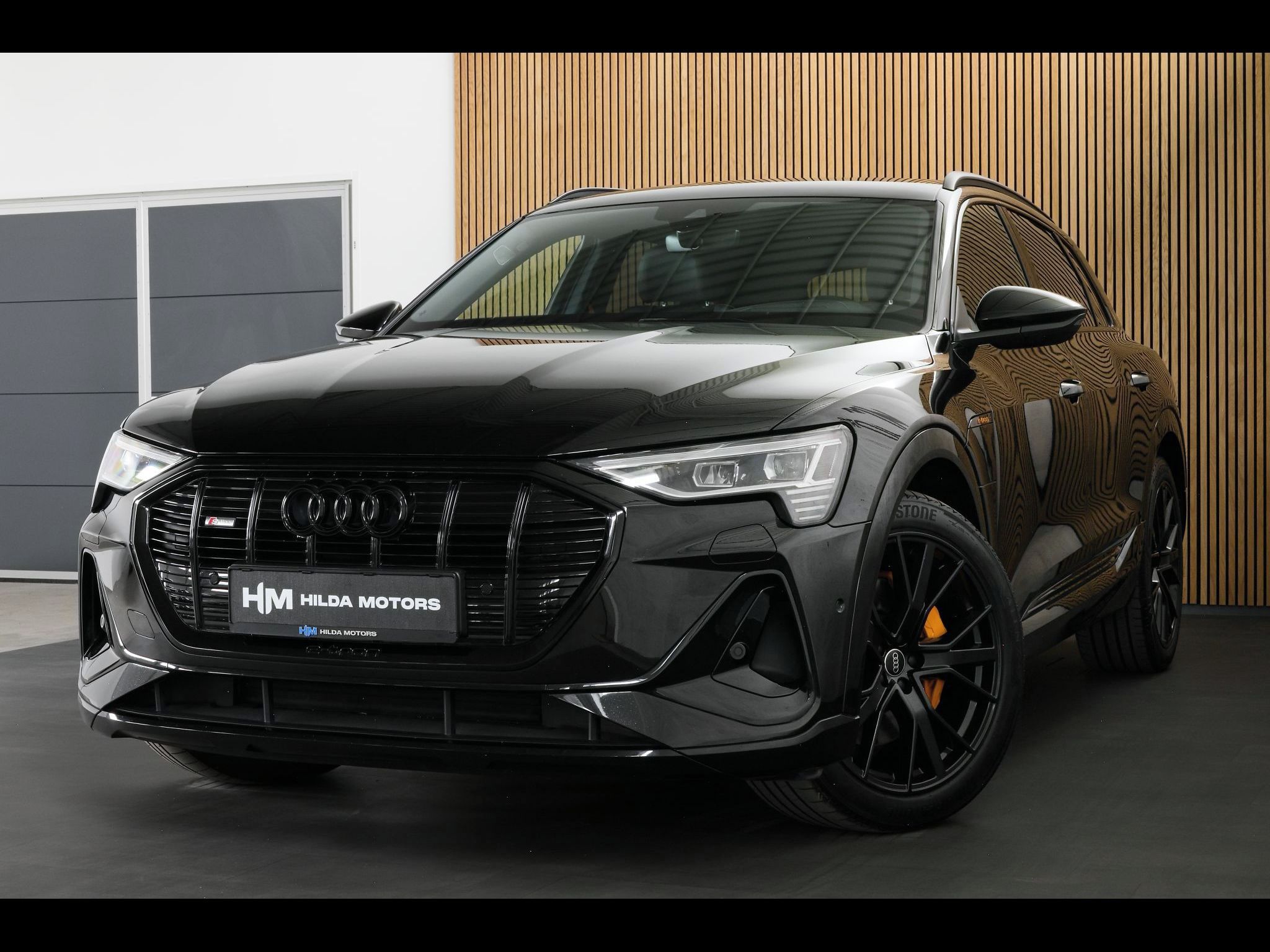 Audi e-tron, 55 300kW S-line BlackEdi NV TZ - fotka 4