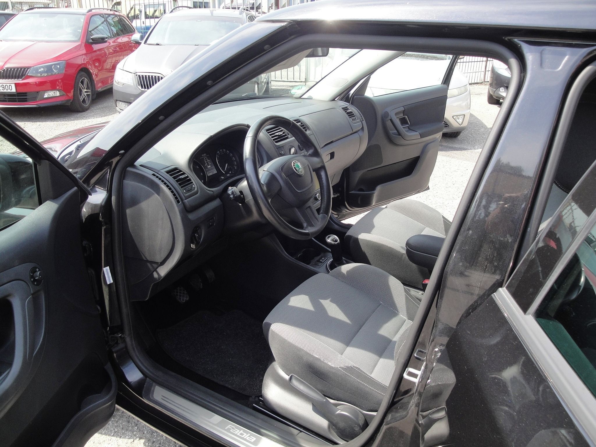 Škoda Fabia, 1.2 TSi,63Kw,TOP-STAV - fotka 6