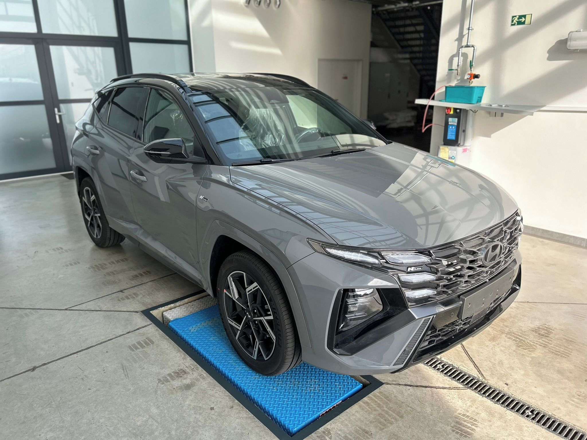 Hyundai Tucson, HEV 4x4 N LINE PREMIUM TT - fotka 2