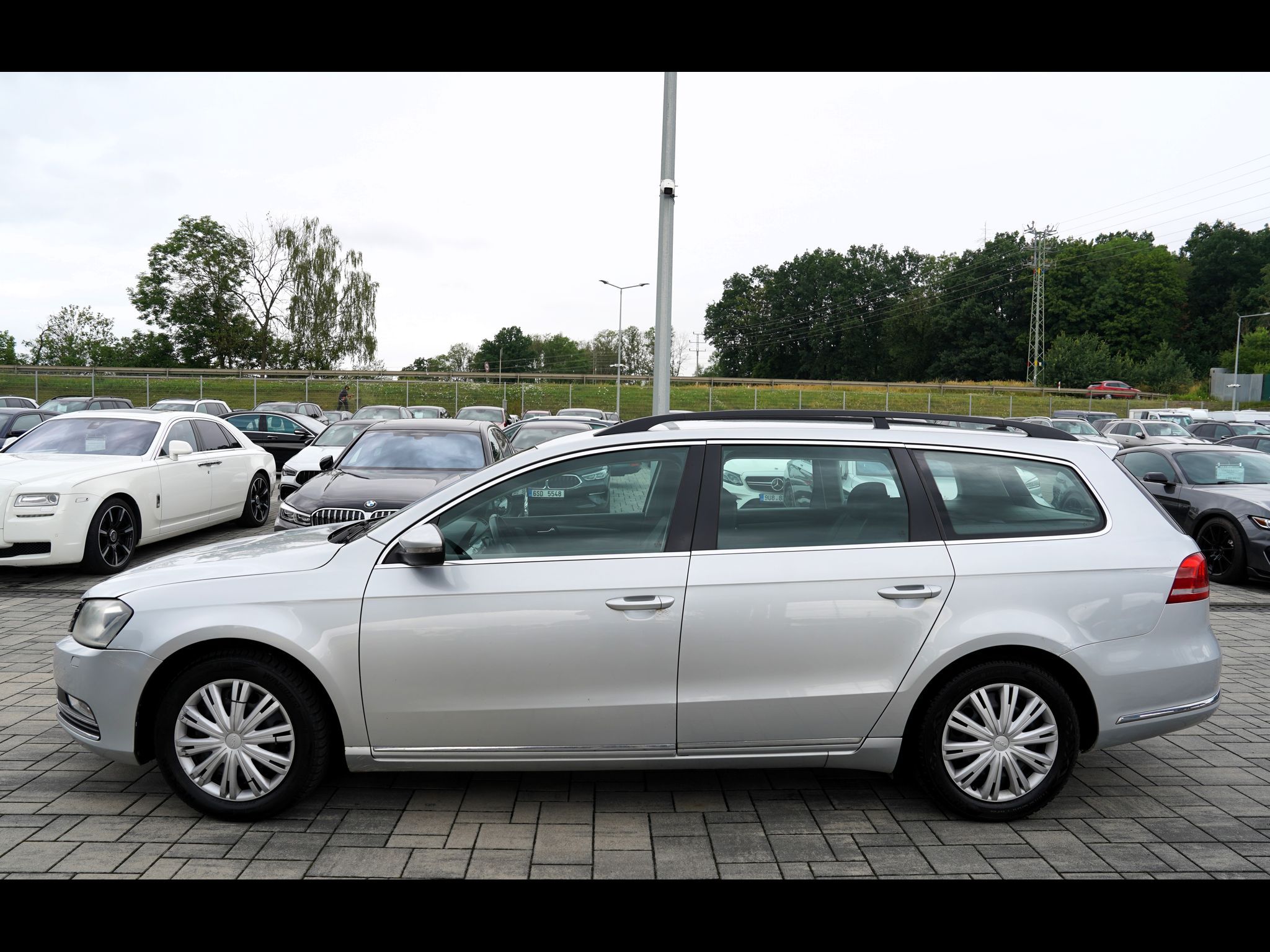 Volkswagen Passat, 2.0 TDI DSG 140PS/navigace - fotka 3