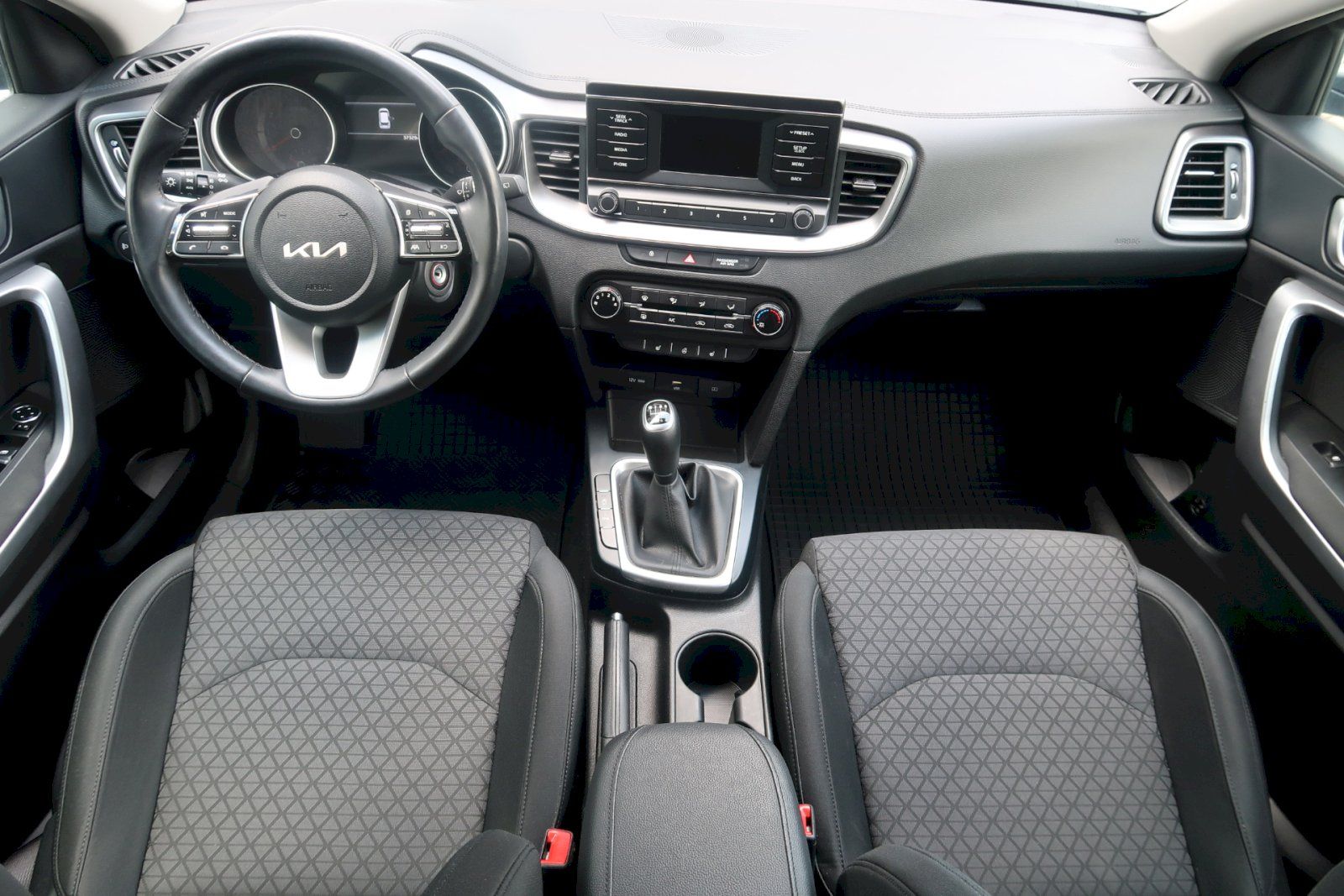 Kia Cee´d, Sportswagon 1,0 T-GDi/88 kW - fotka 5