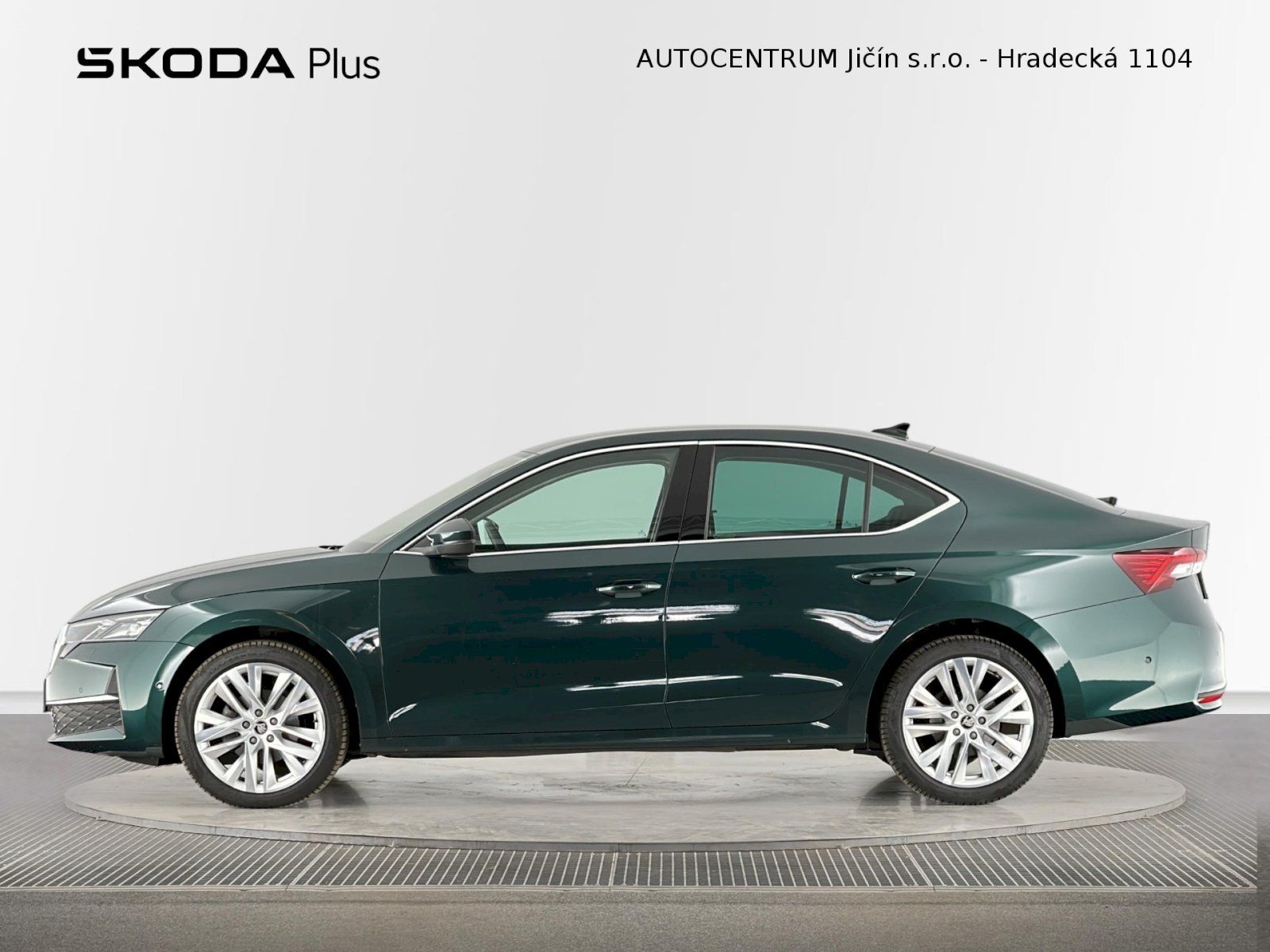 Škoda Octavia, DSG 2.0TDI 110kW Top Selection - fotka 3