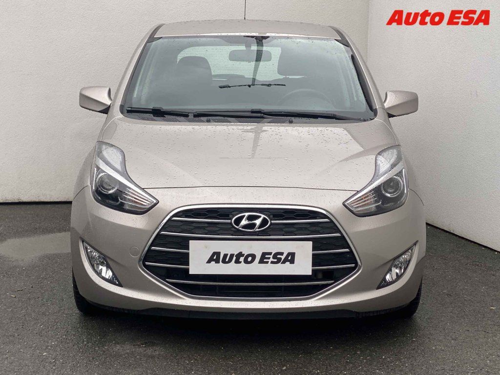 Hyundai ix20, 1.6gdi,ČR - fotka 2