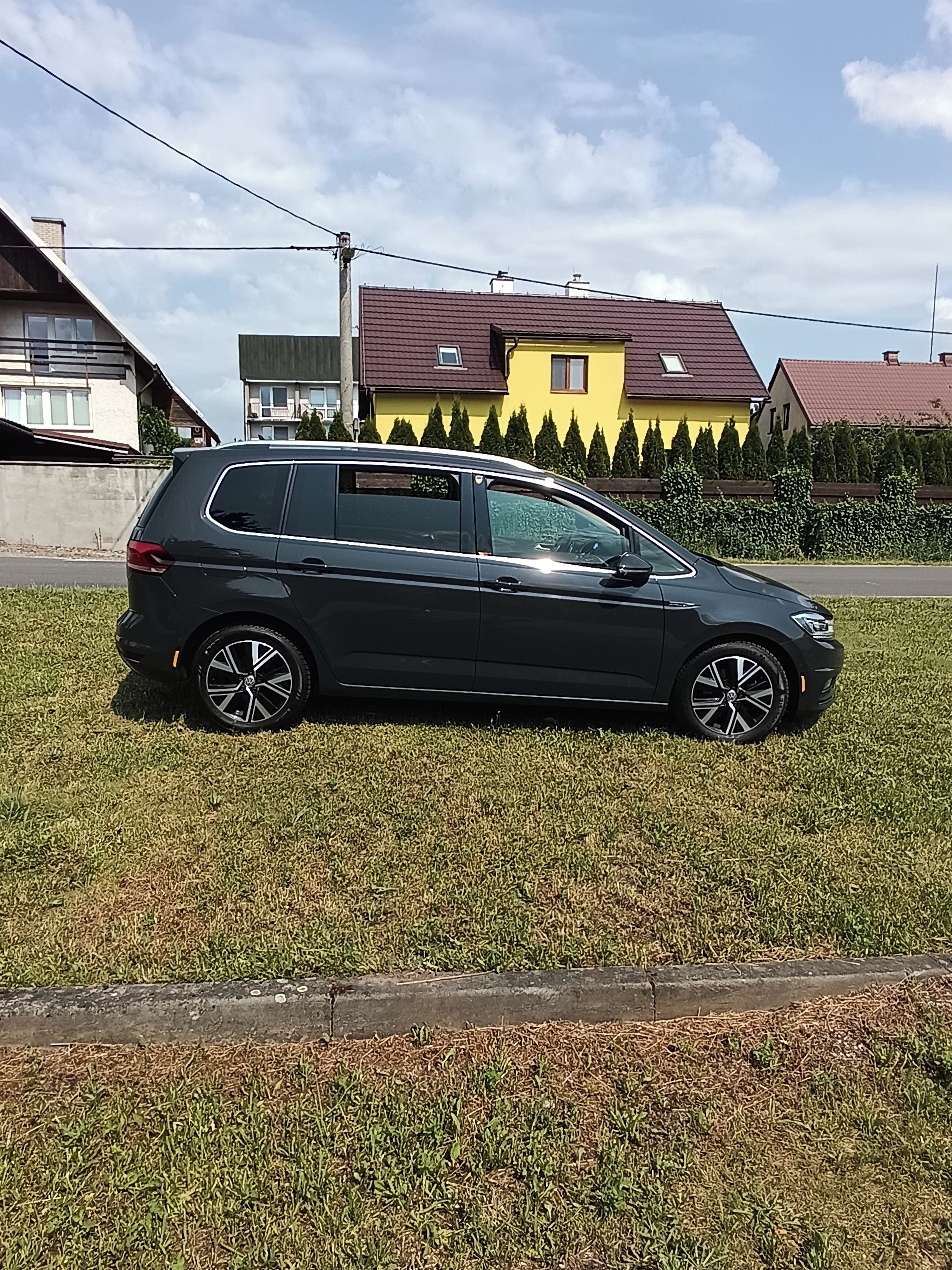 Volkswagen Touran - fotka 3