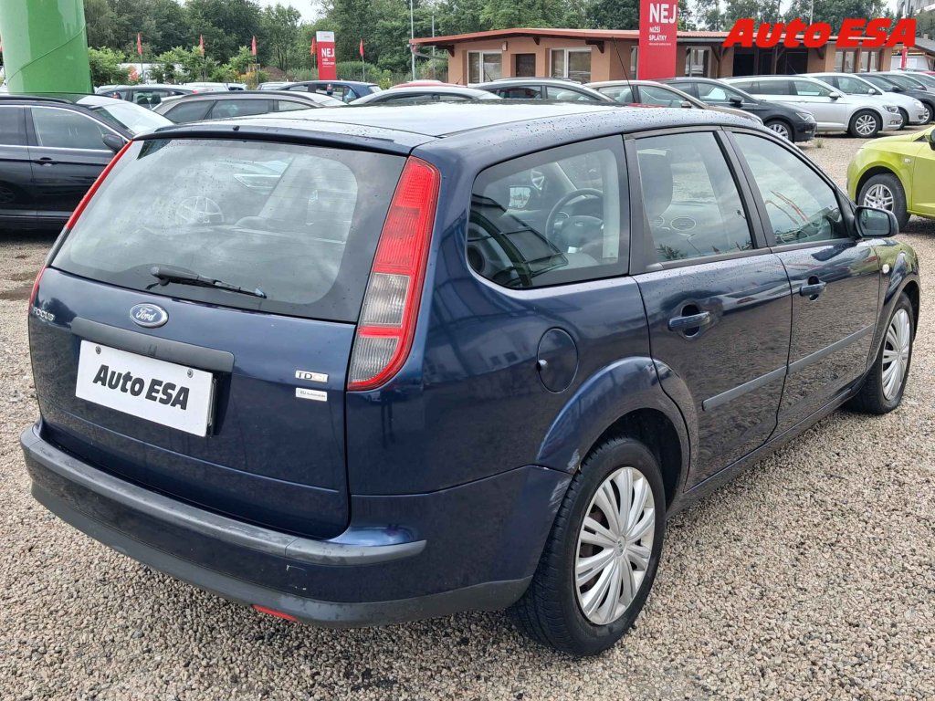 Ford Focus, 1.6 - fotka 4