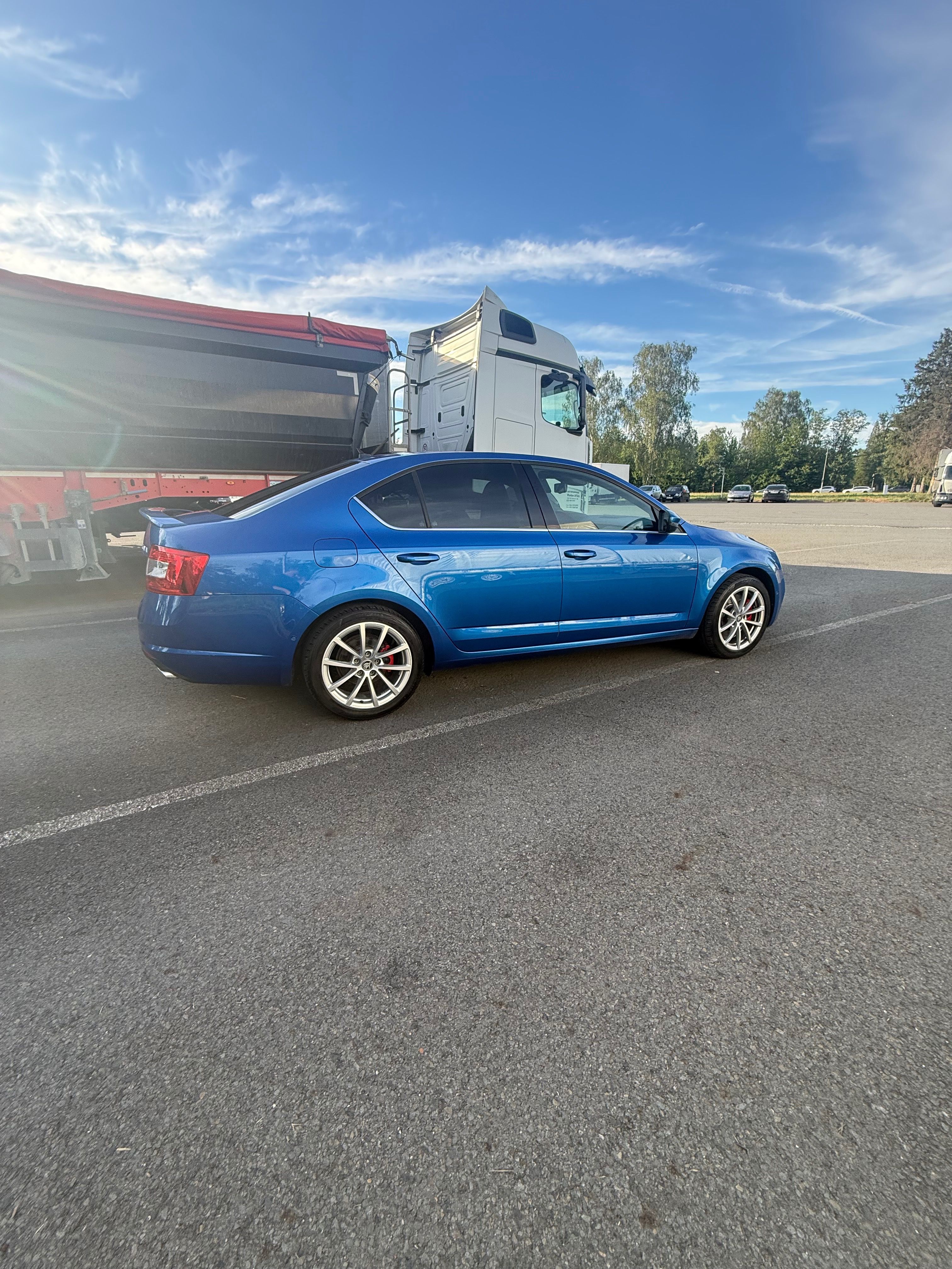 Škoda Octavia, RS 2.0 tsi, výborný stav - fotka 5