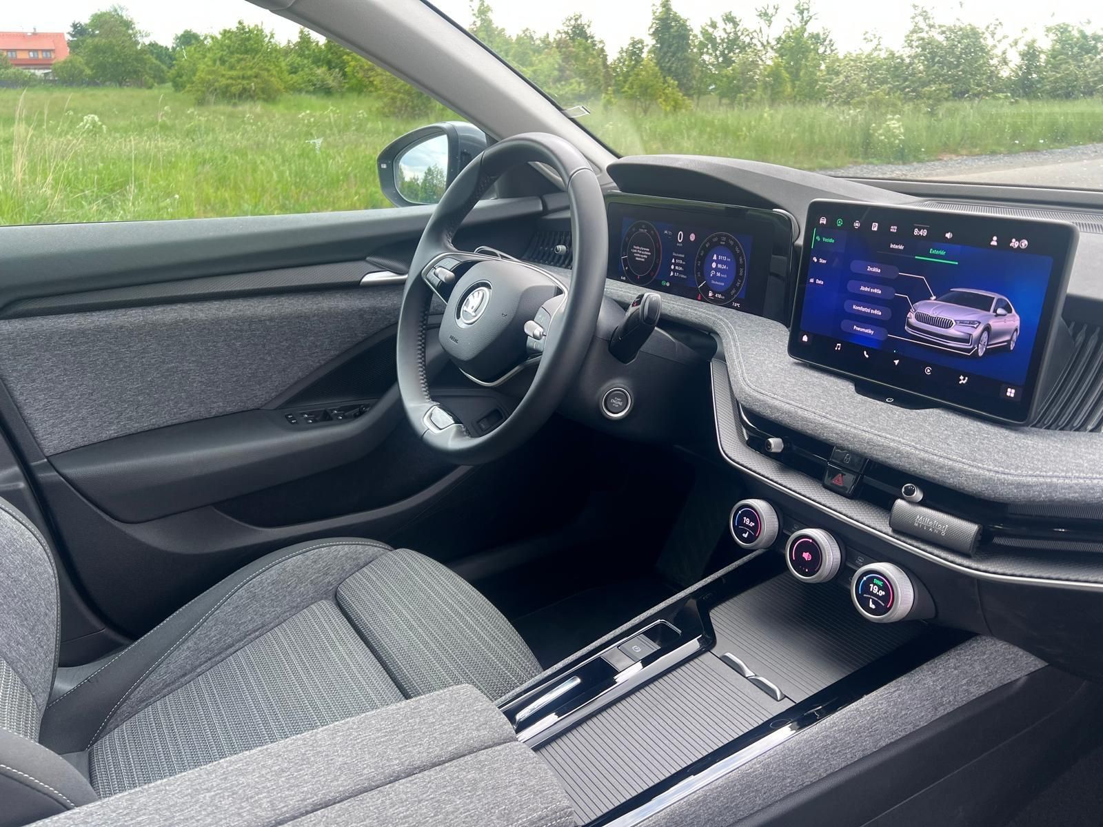 Škoda Superb, 2.0 TDi Selection ČR - fotka 5