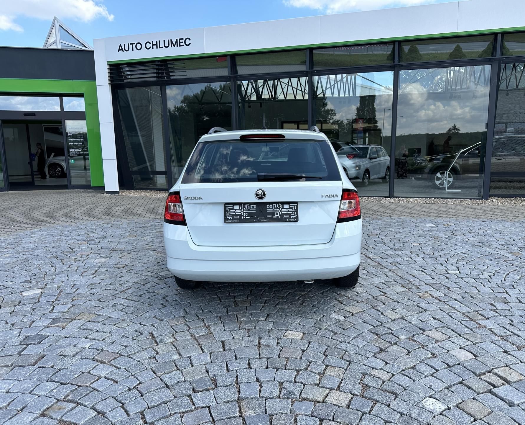Škoda Fabia, 1.2 TSI 66kW Ambition - fotka 6