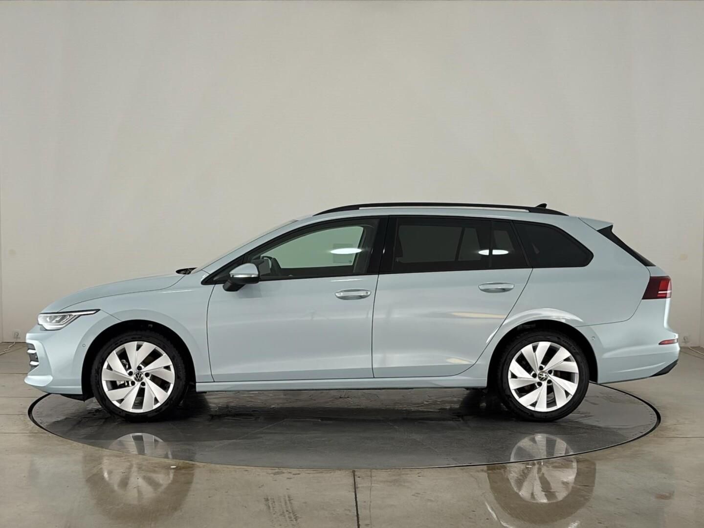 Volkswagen Golf, 1.5 TSI / 85 kW People - fotka 3