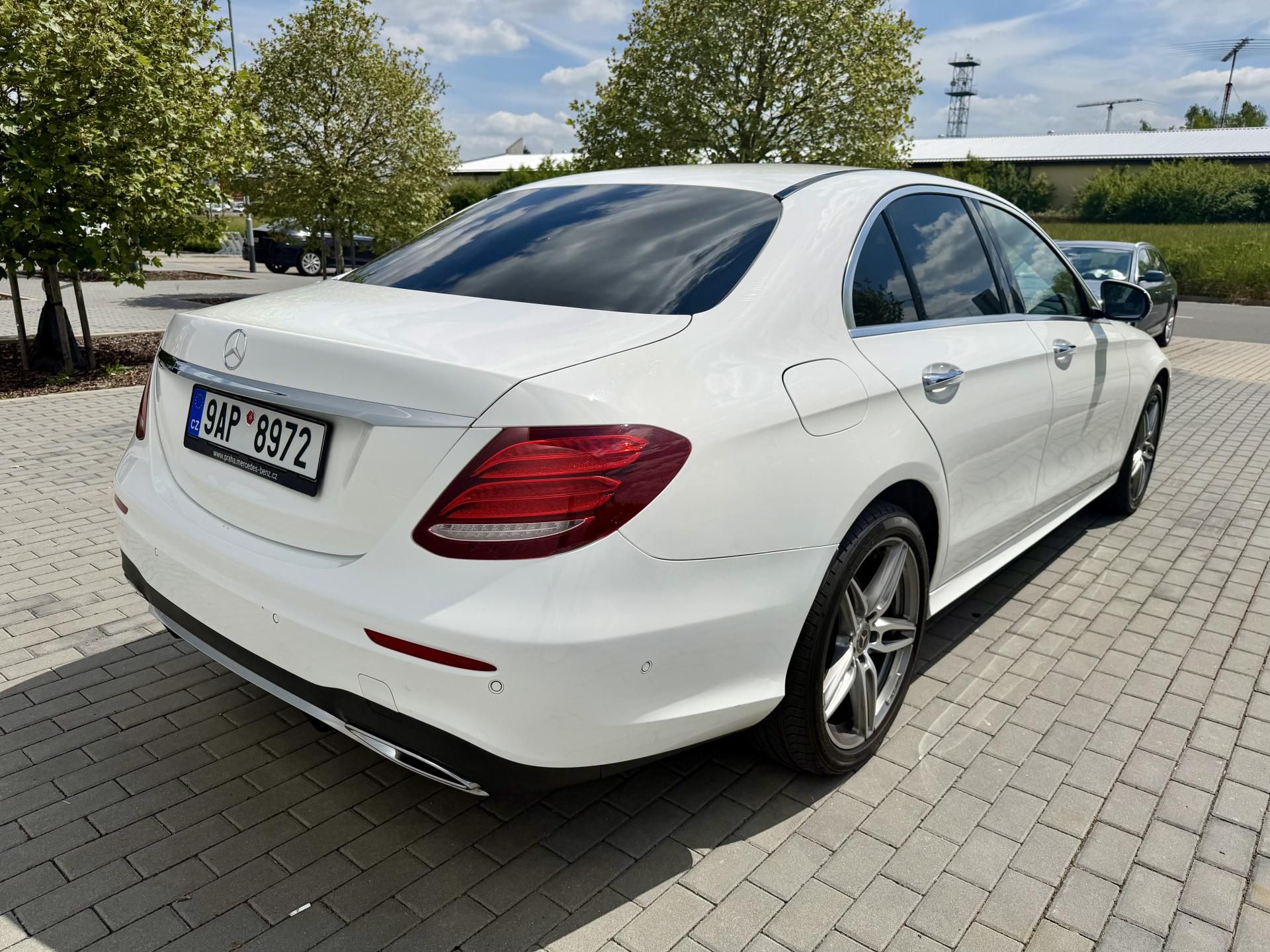 Mercedes-Benz Třídy E, 220D 4Matic W213 AMG KOUP ČR - fotka 6