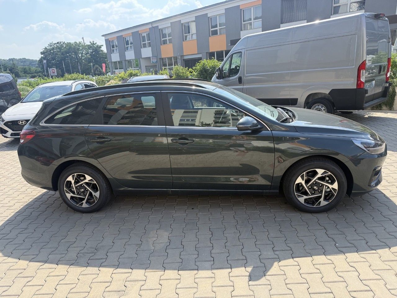 Hyundai i30, WG 26 1,6TGDI DCT STYLE - fotka 2