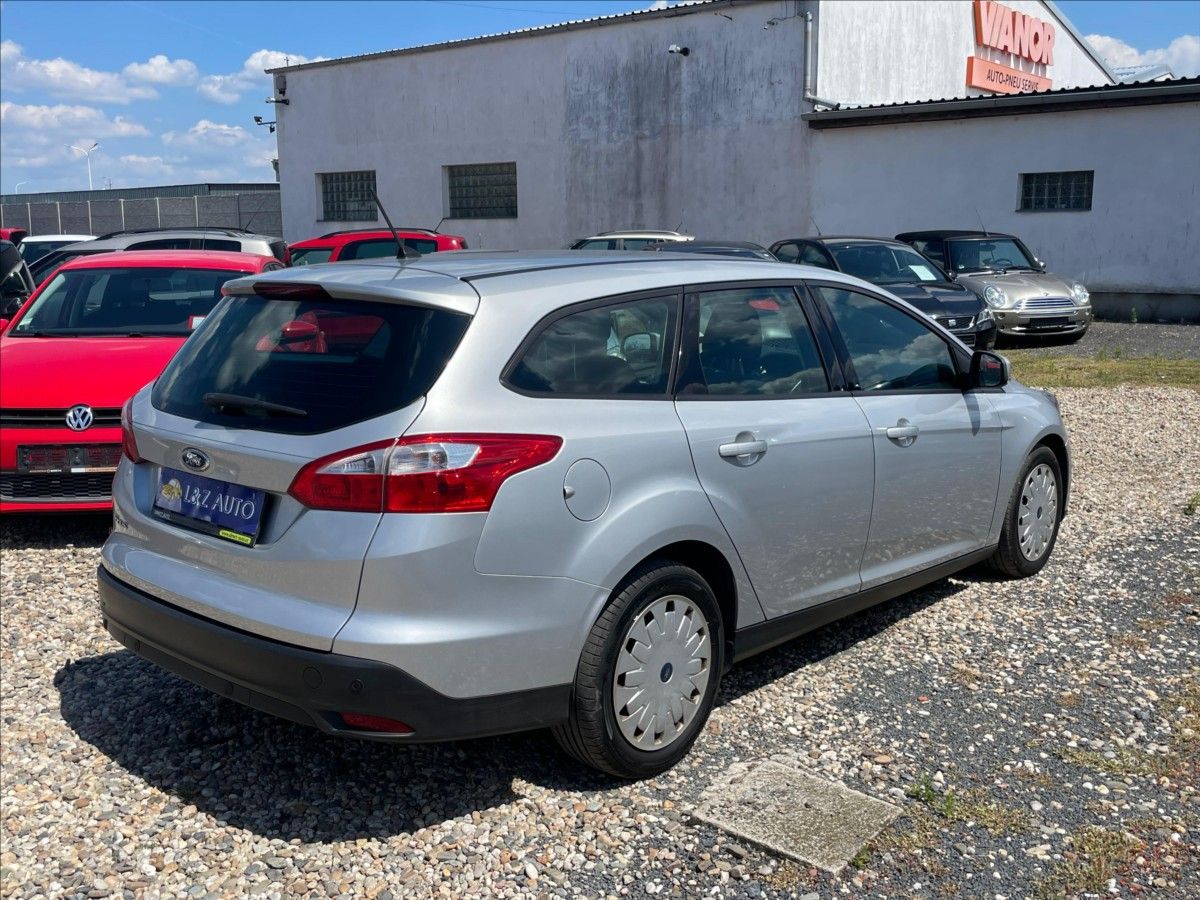 Ford Focus, 1,6 TDCi - fotka 6
