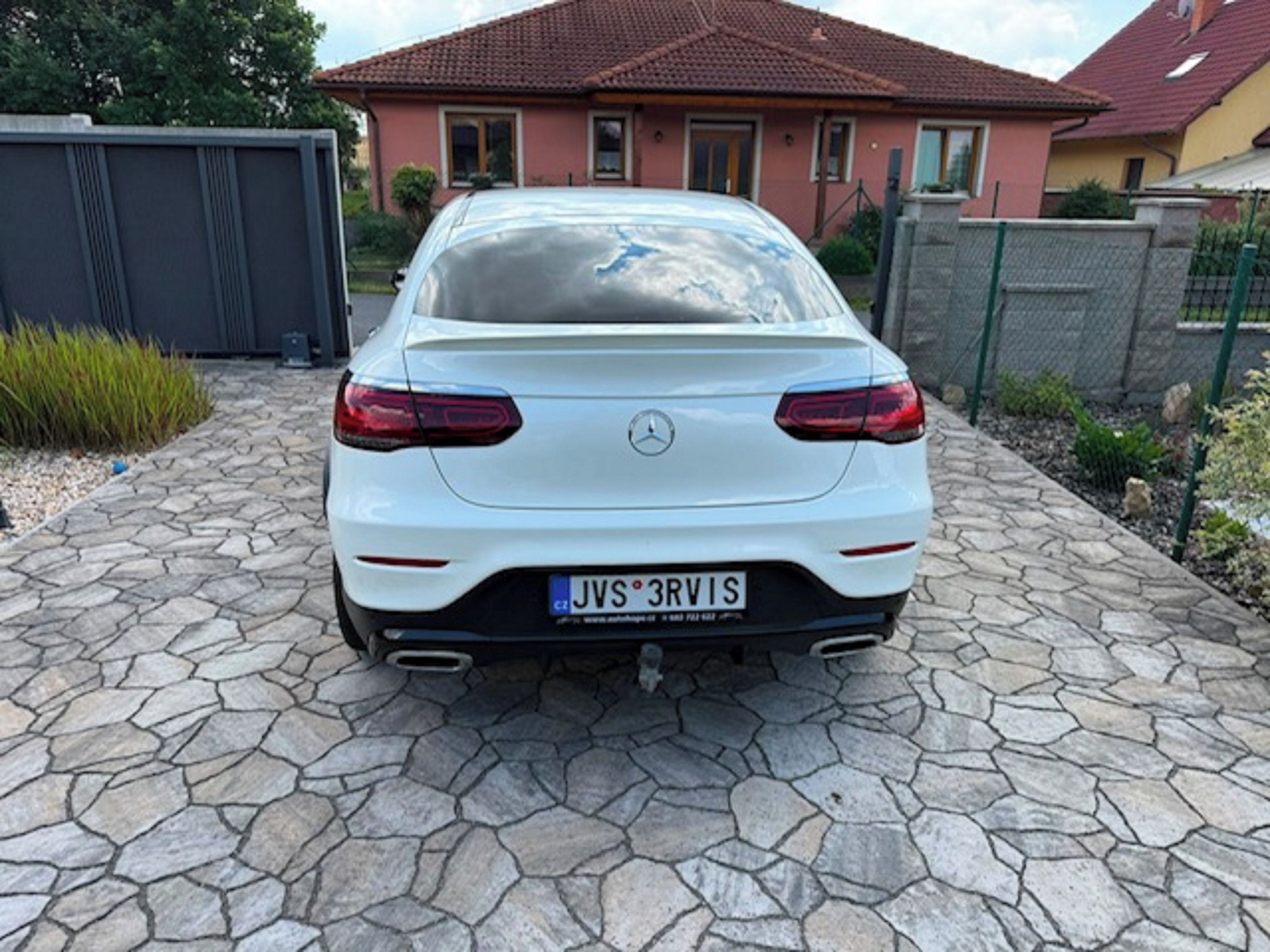 Mercedes-Benz GLC, Mercedes GLC 300d 4M kupé - fotka 4