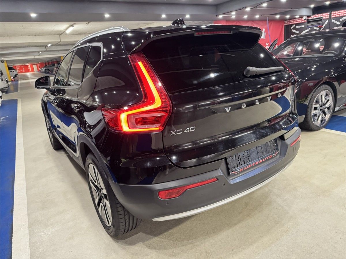 Volvo XC40, 1,5 T3  Business - fotka 3