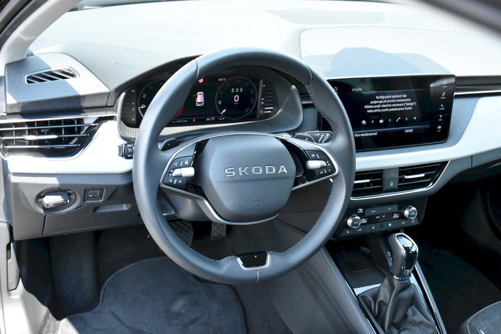 Škoda Kamiq, Top Selection 1.0 TSI 85kW DSG - fotka 6