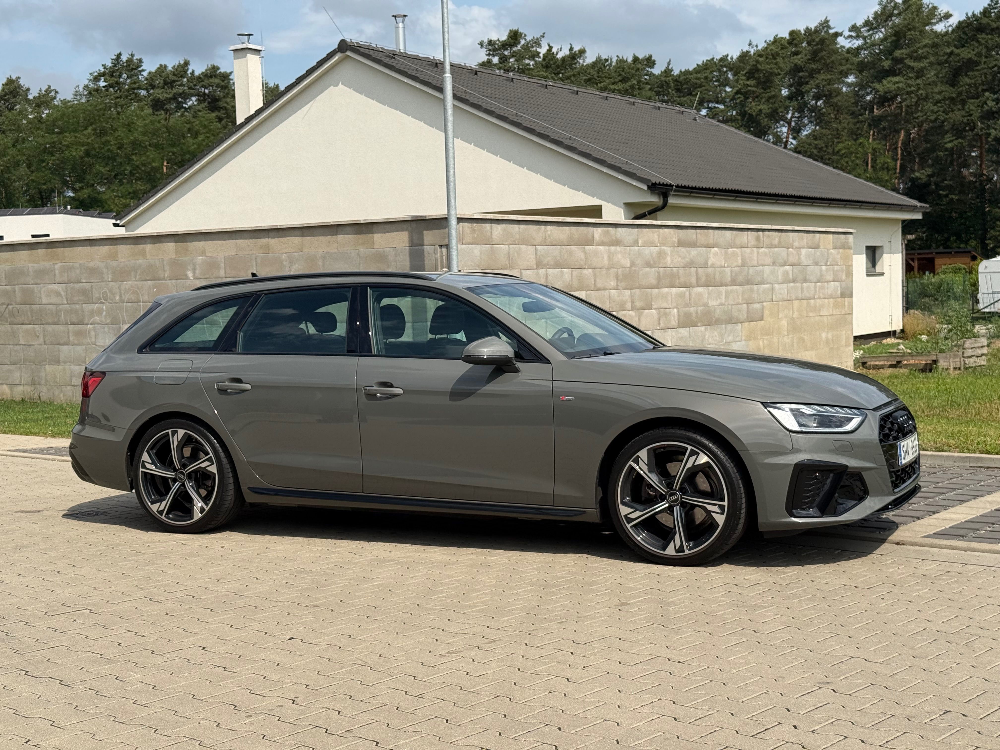 Audi A4, Competition+ 2.0TFSi 4R-Záruka - fotka 4