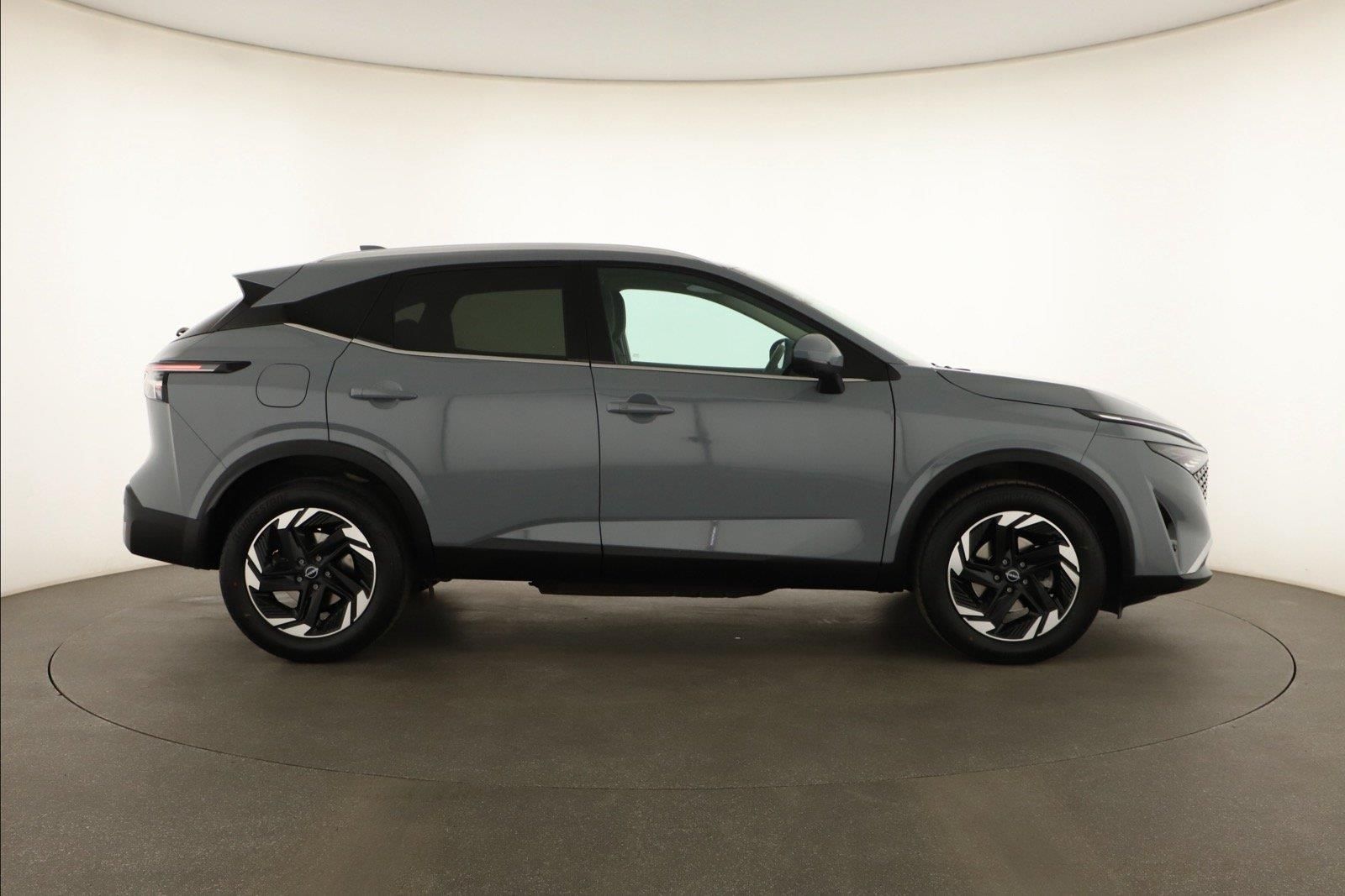 Nissan Qashqai, 1.3 DIG-T MHEV, N-Connecta - fotka 6