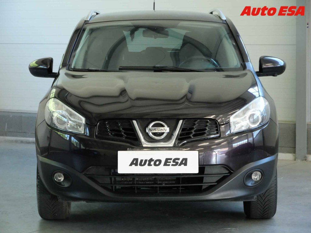Nissan Qashqai, 1.6 16V,ČR - fotka 2