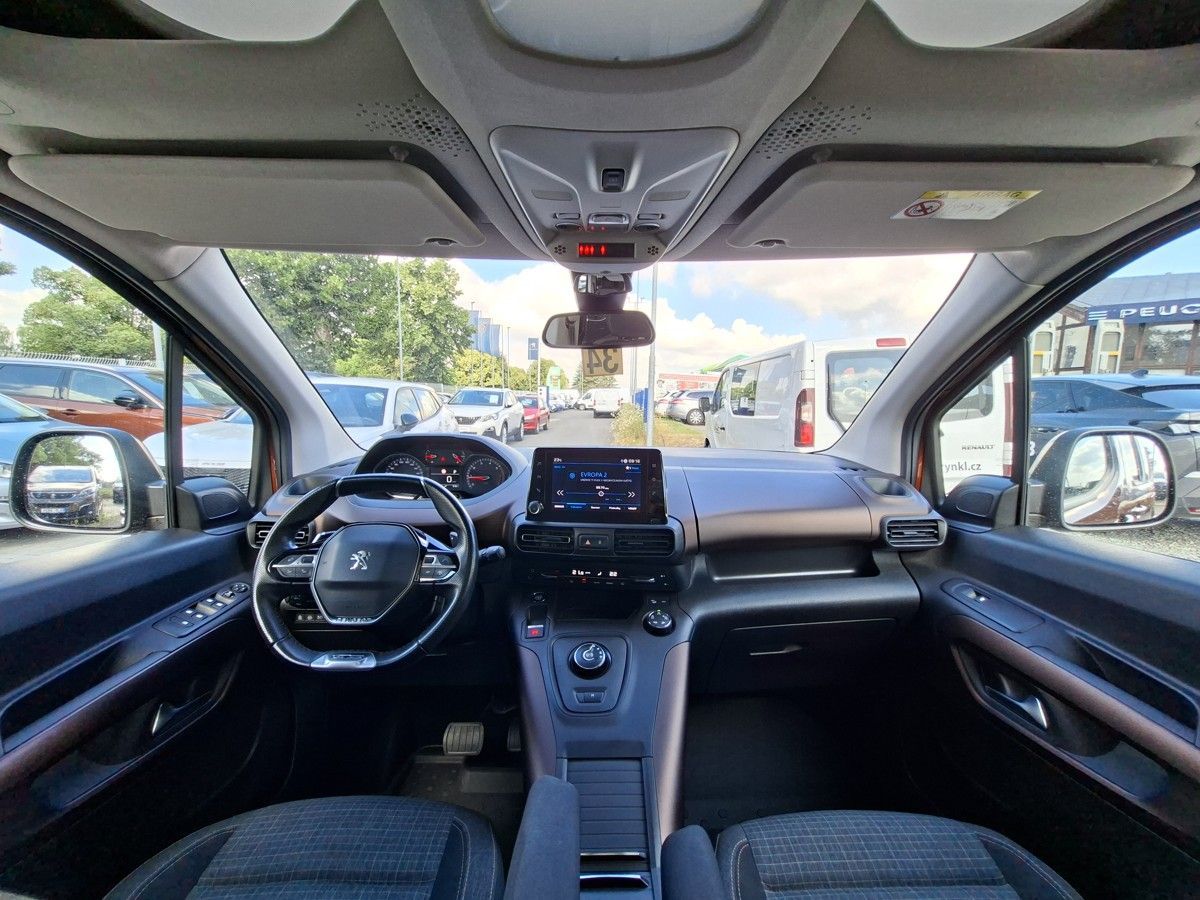 Peugeot Rifter, GT LINE 1,5 BHDi 130k EAT8 - fotka 2