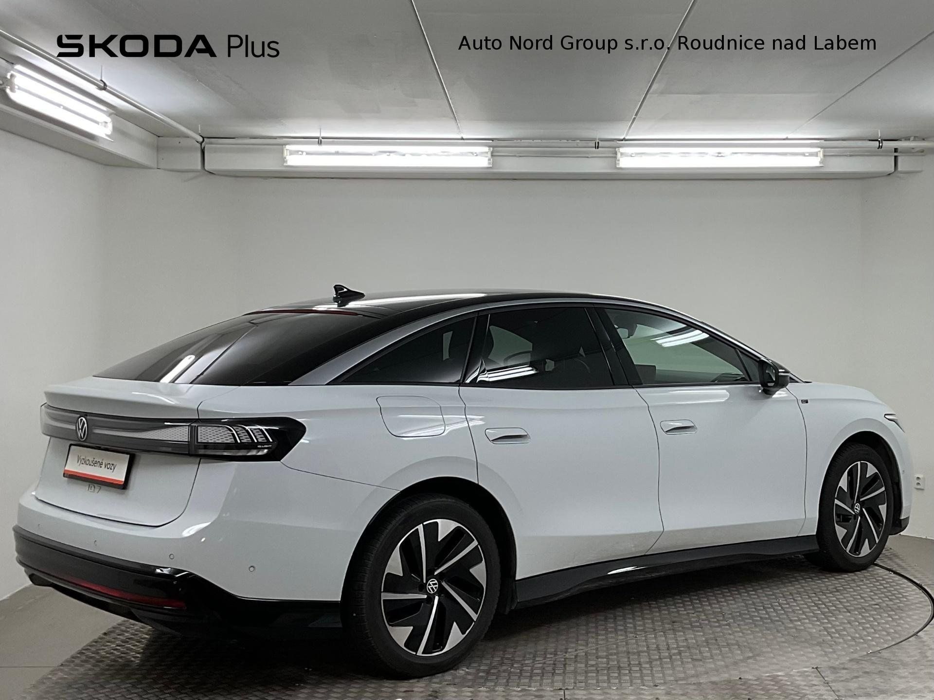 Volkswagen ID.7, ID.7 Pro 210  kW, kap. 77 kWh - fotka 2