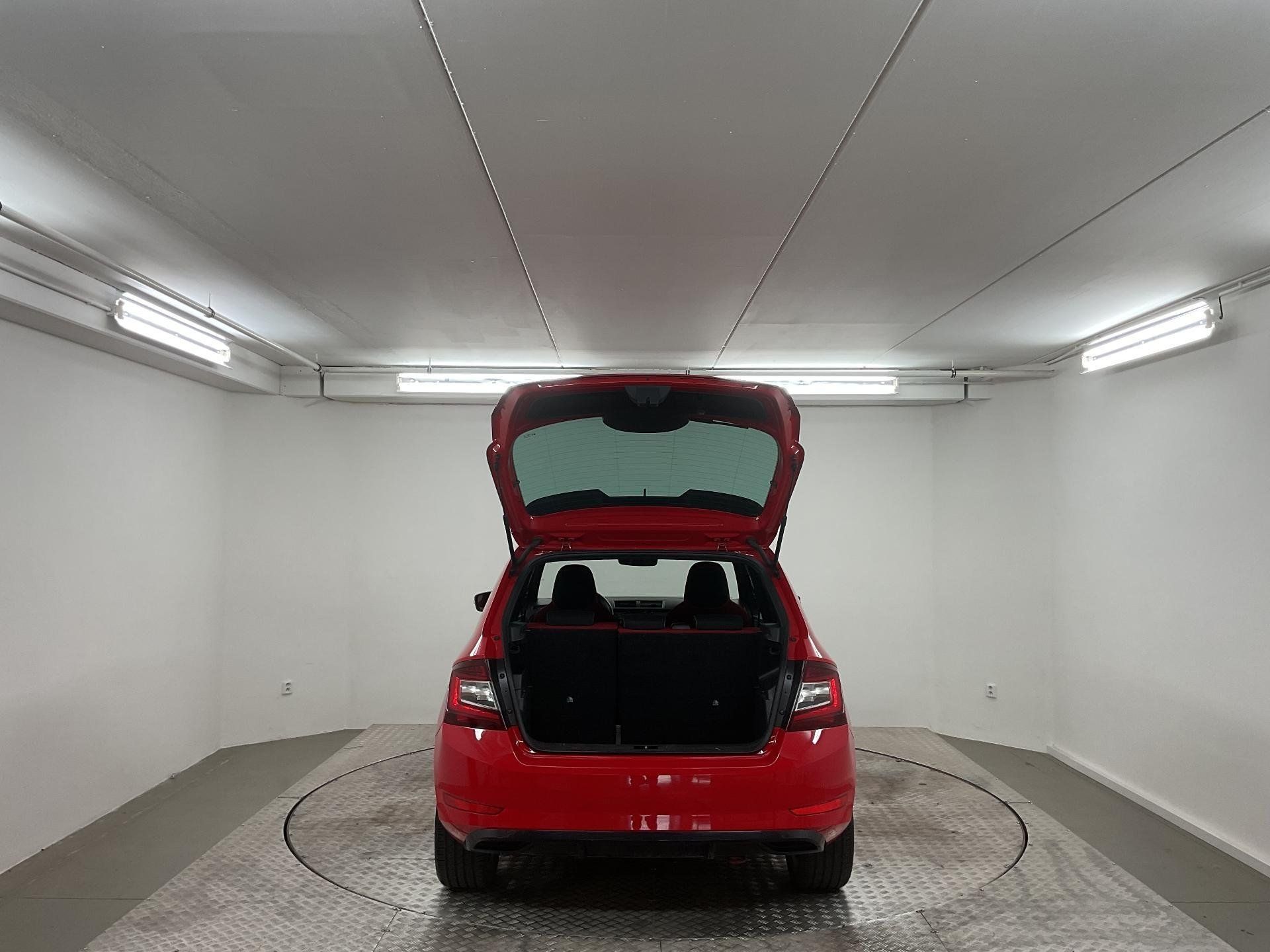 Škoda Fabia, 1.0 TSI 70kW Monte Carlo DSG - fotka 6