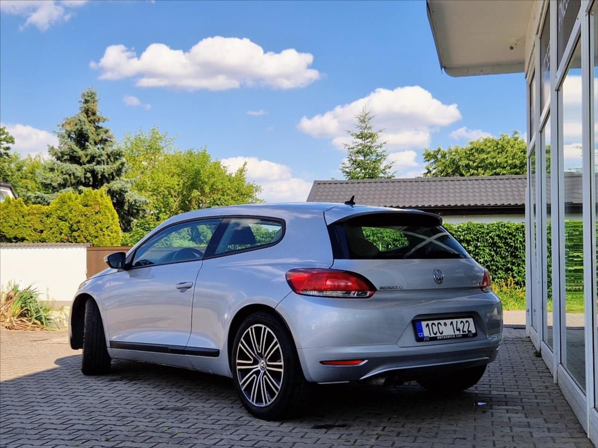 Volkswagen Scirocco, 1,4 TSI 118kW NOVROZVODY +ZIMA - fotka 3