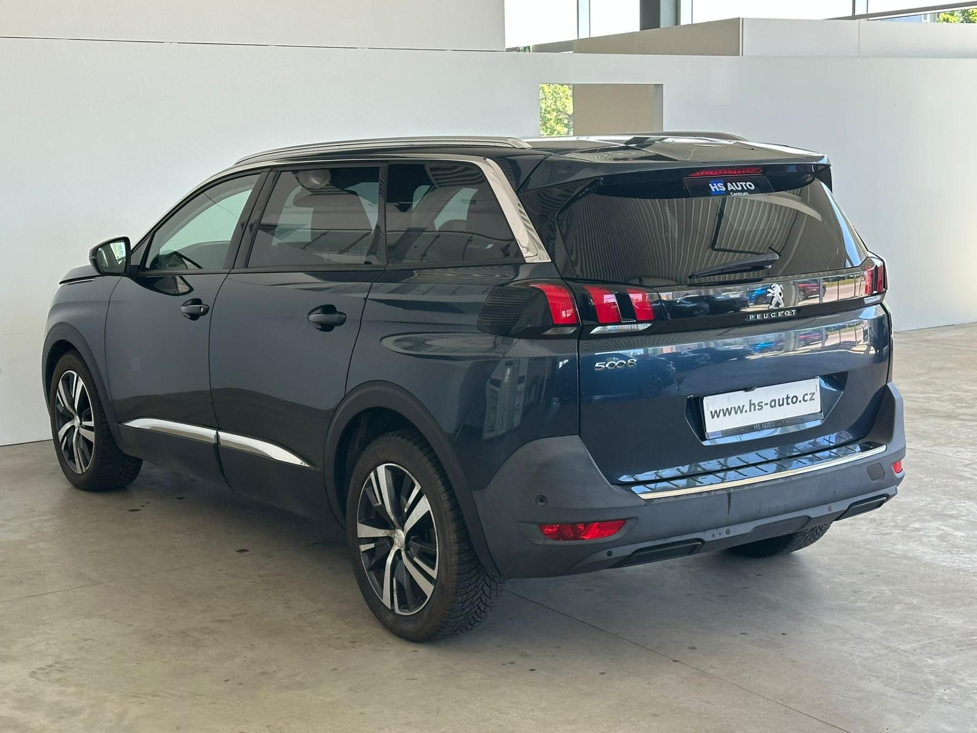 Peugeot 5008, 1.2PureTech,ALLURE,DPH,130HP - fotka 6