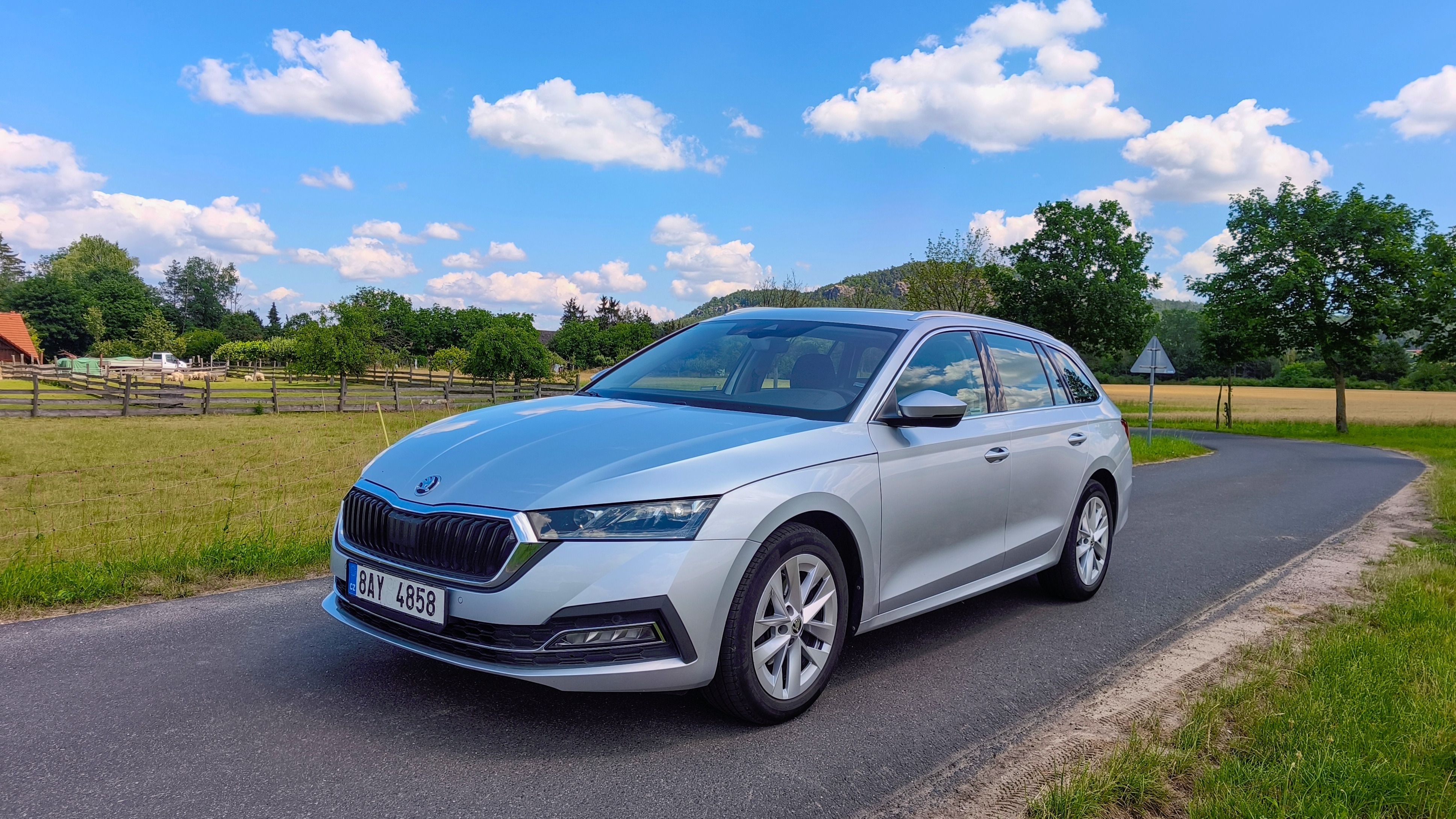 Škoda Octavia, 2.0TDI Style DSG Matrix tažné