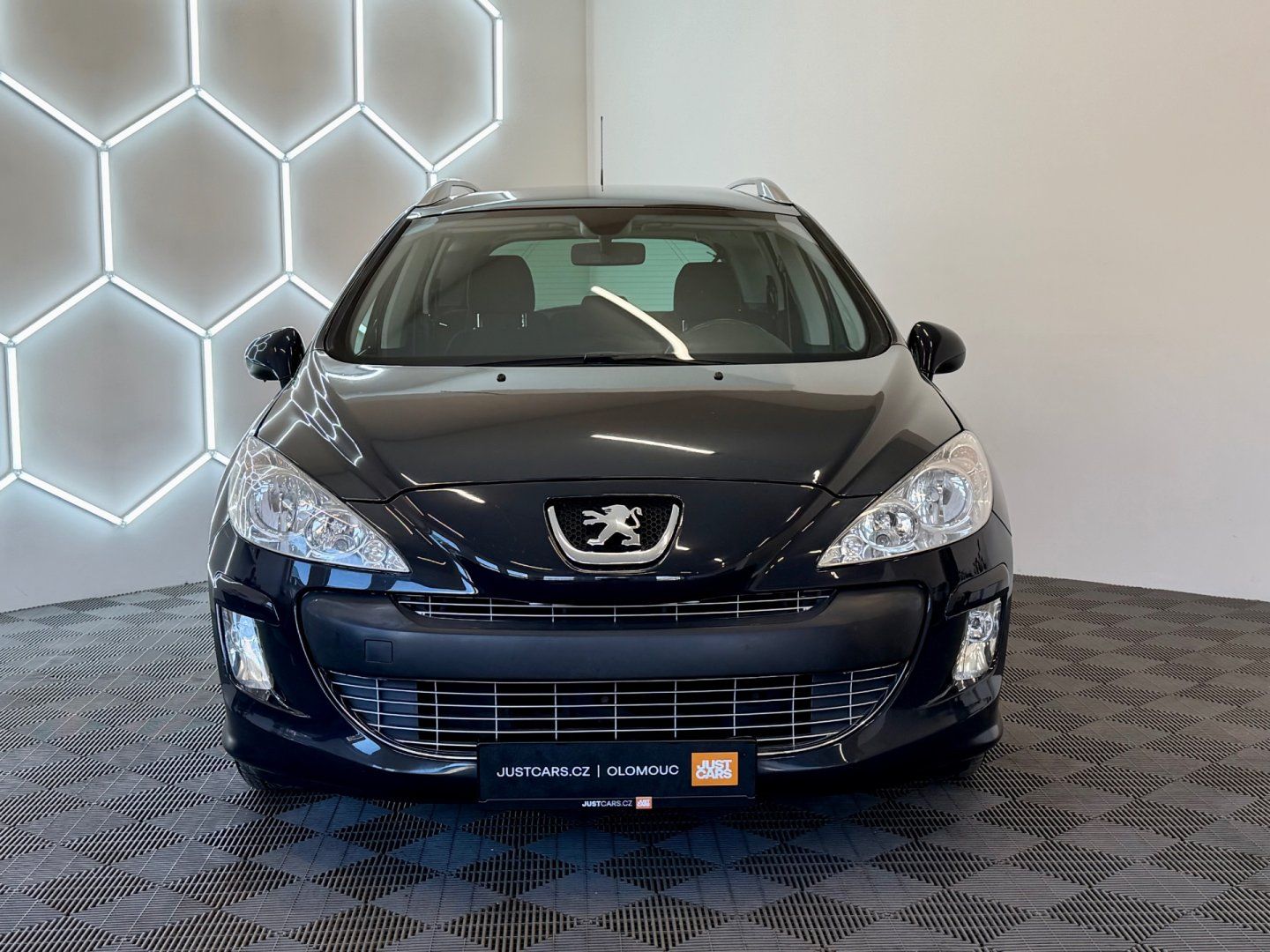 Peugeot 308, 1.6VTi, ČR, 1.Majitel - fotka 2