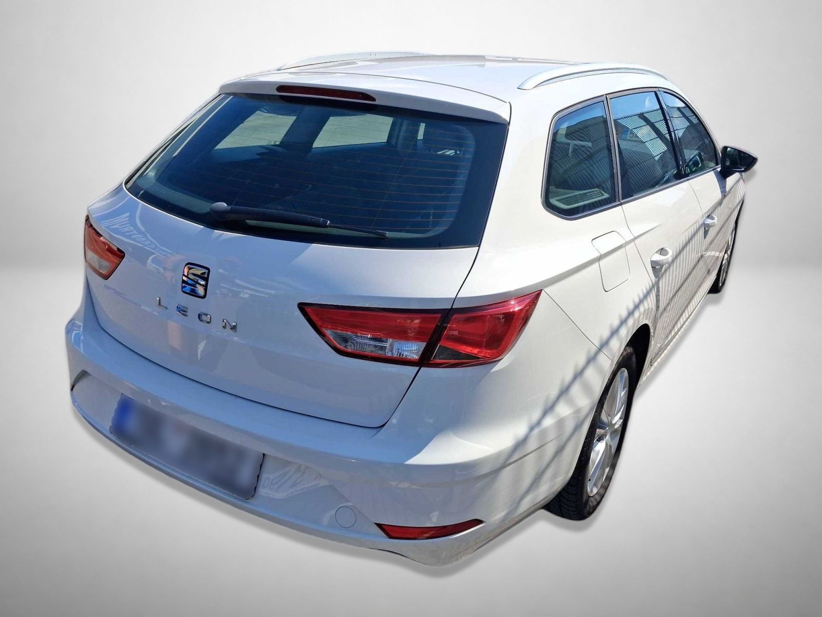 Seat Leon, 1.6 TDI, Serv.kniha, Navi - fotka 2
