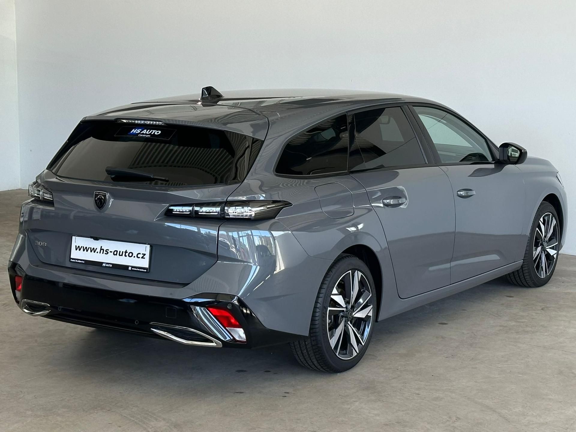 Peugeot 308, 1.2i,Allure,130HP,DPH,ZÁRUKA - fotka 6