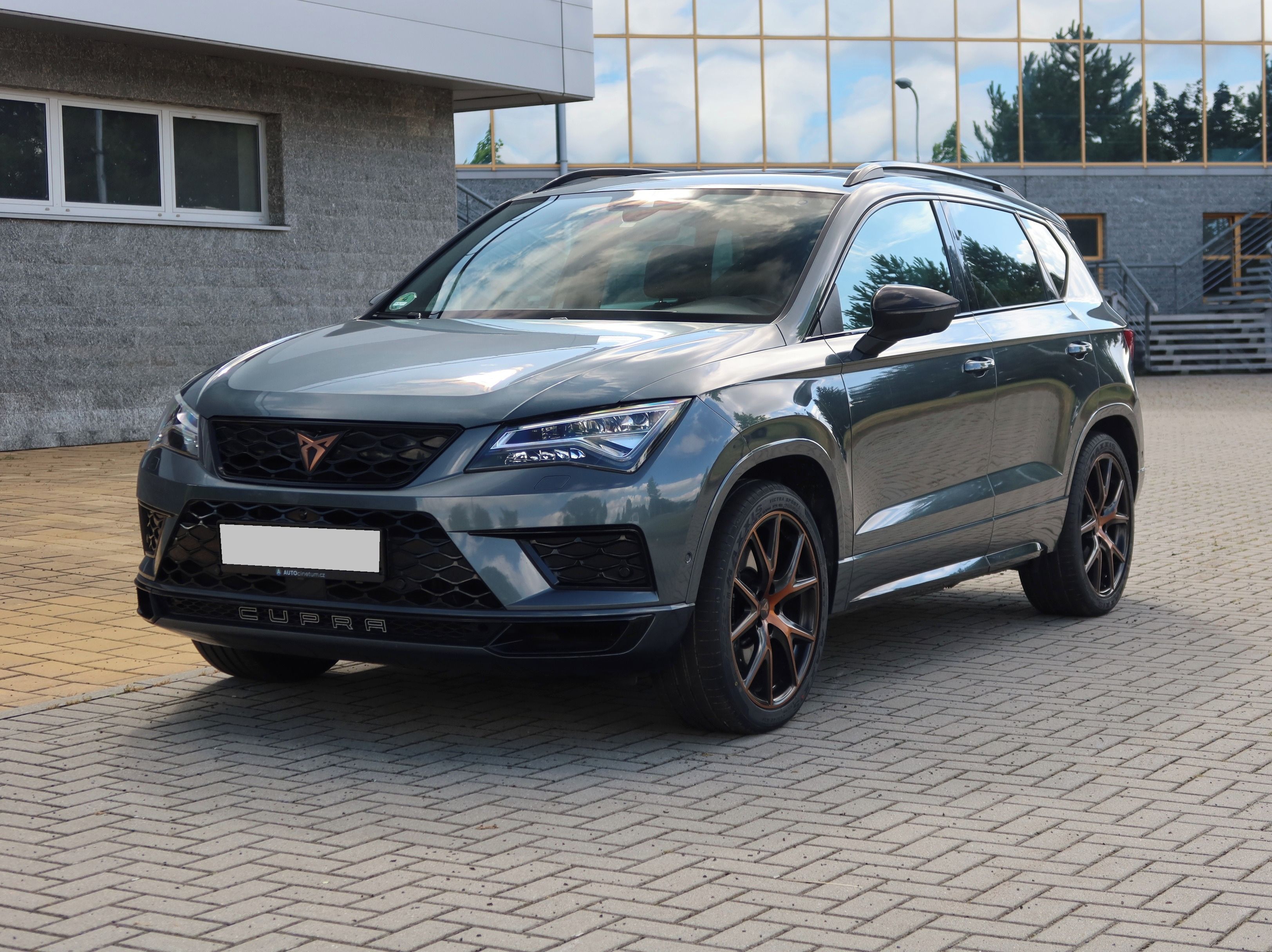 Cupra Ateca, 2.0 TSI 221 KW Panorama Tažné - fotka 2