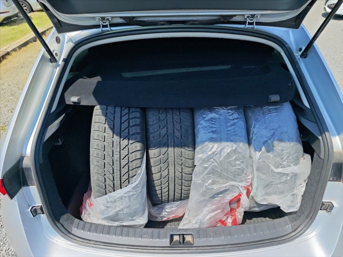 Škoda Scala, 1,5 TSI Style - fotka 6