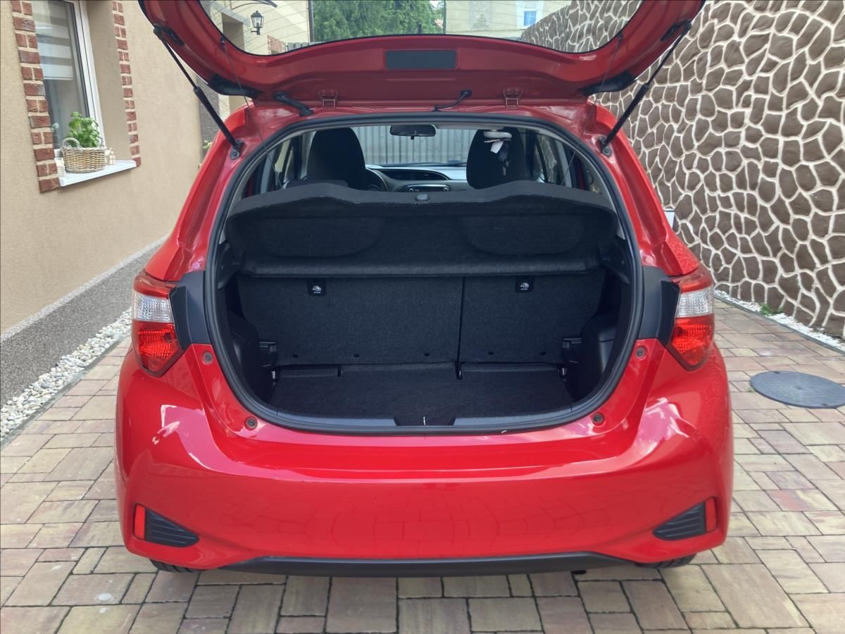 Toyota Yaris, 1,0 VVT-i Comfort - fotka 6