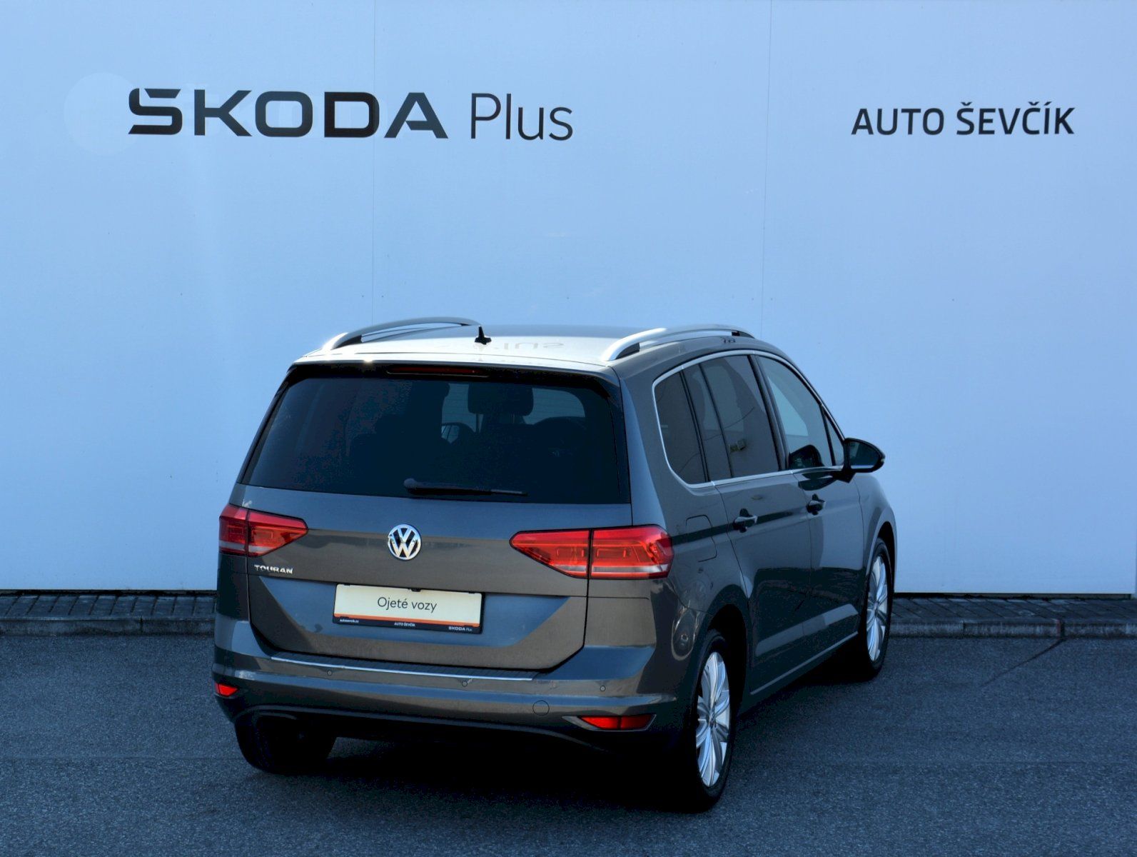 Volkswagen Touran, 1.4 TSI 110 kW Comfortline - fotka 2