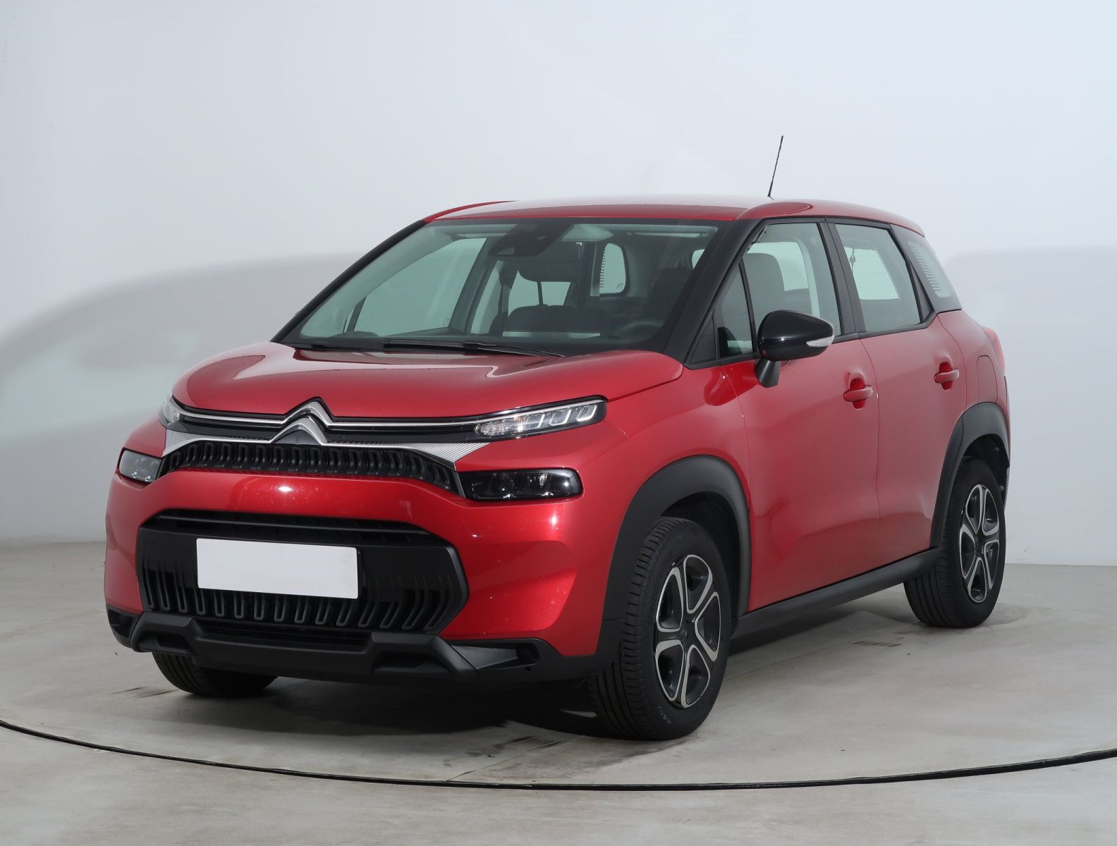 Citroën C3 Aircross, 1.2 PureTech, ČR,1.maj - fotka 3