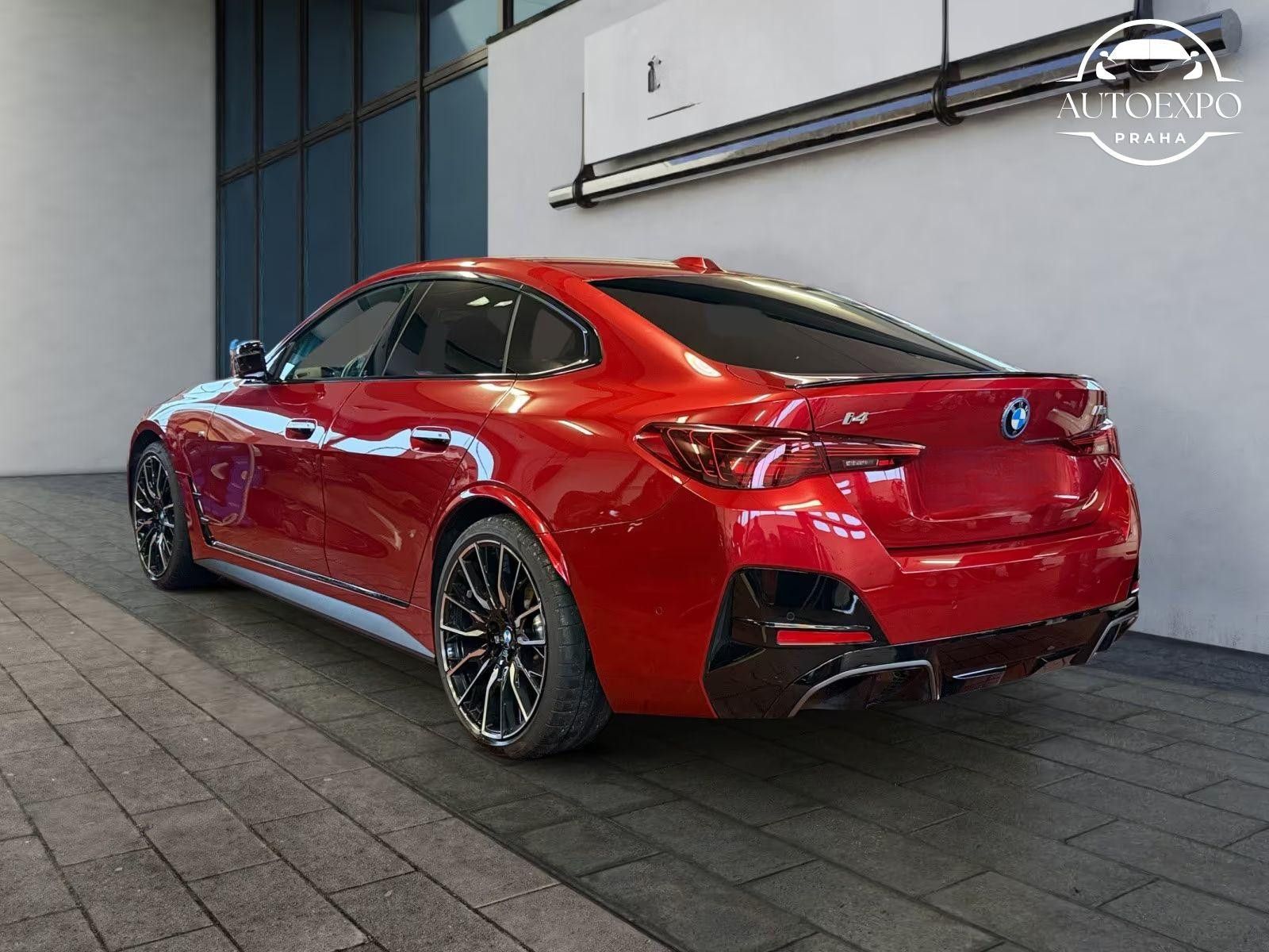 BMW i4, M50 xDrive M SPORT - fotka 2