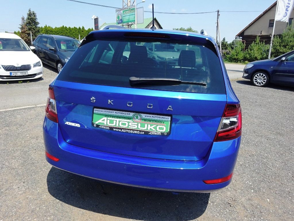 Škoda Fabia, COMBI III FC STYLE + DSG -2021 - fotka 6