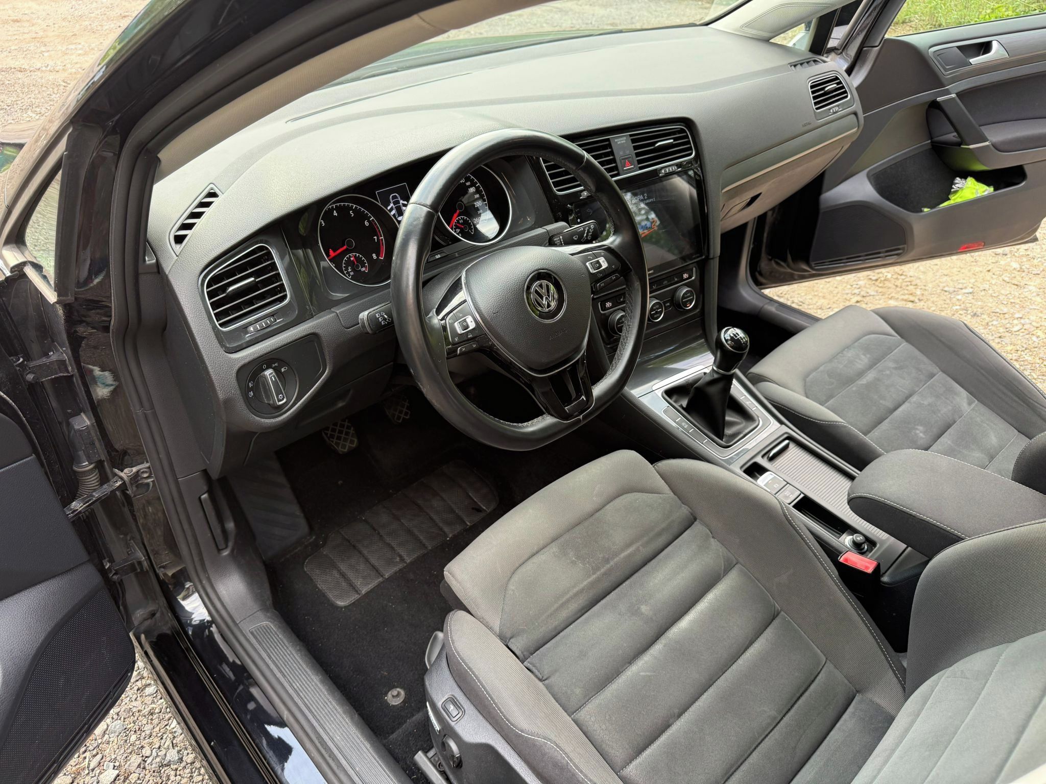 Volkswagen Golf, VW Golf 1.4 TSI Comfortline - fotka 2