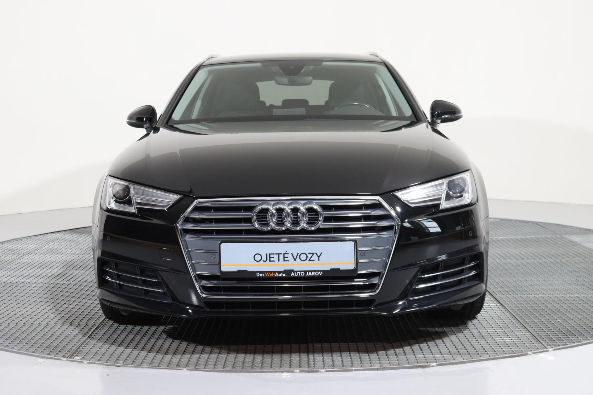 Audi A4, AVANT SPORT 35 TDI 110 KW - fotka 4