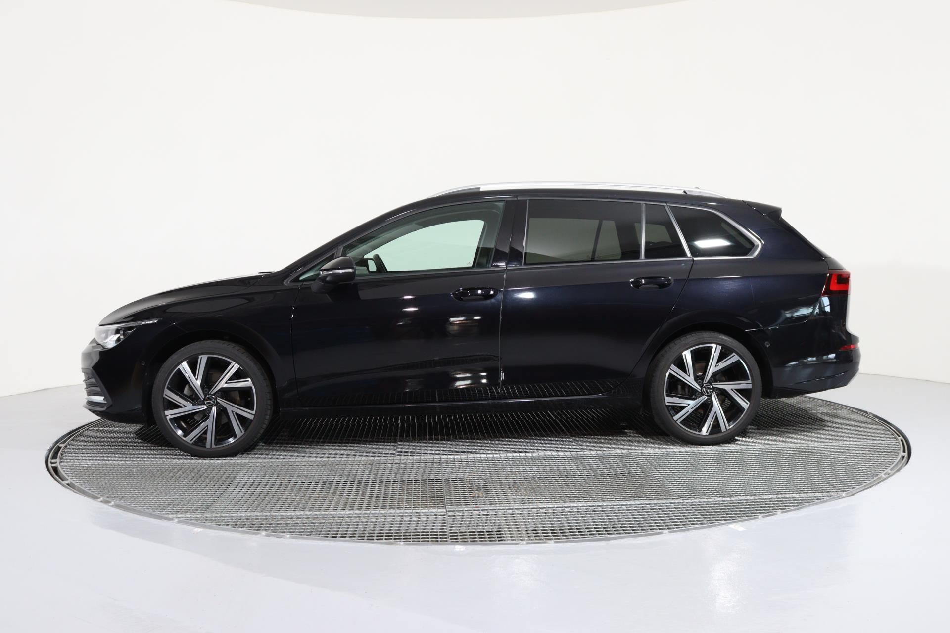 Volkswagen Golf Variant, Life 1,5 TSI/ MATRIX LED, ACC, - fotka 3